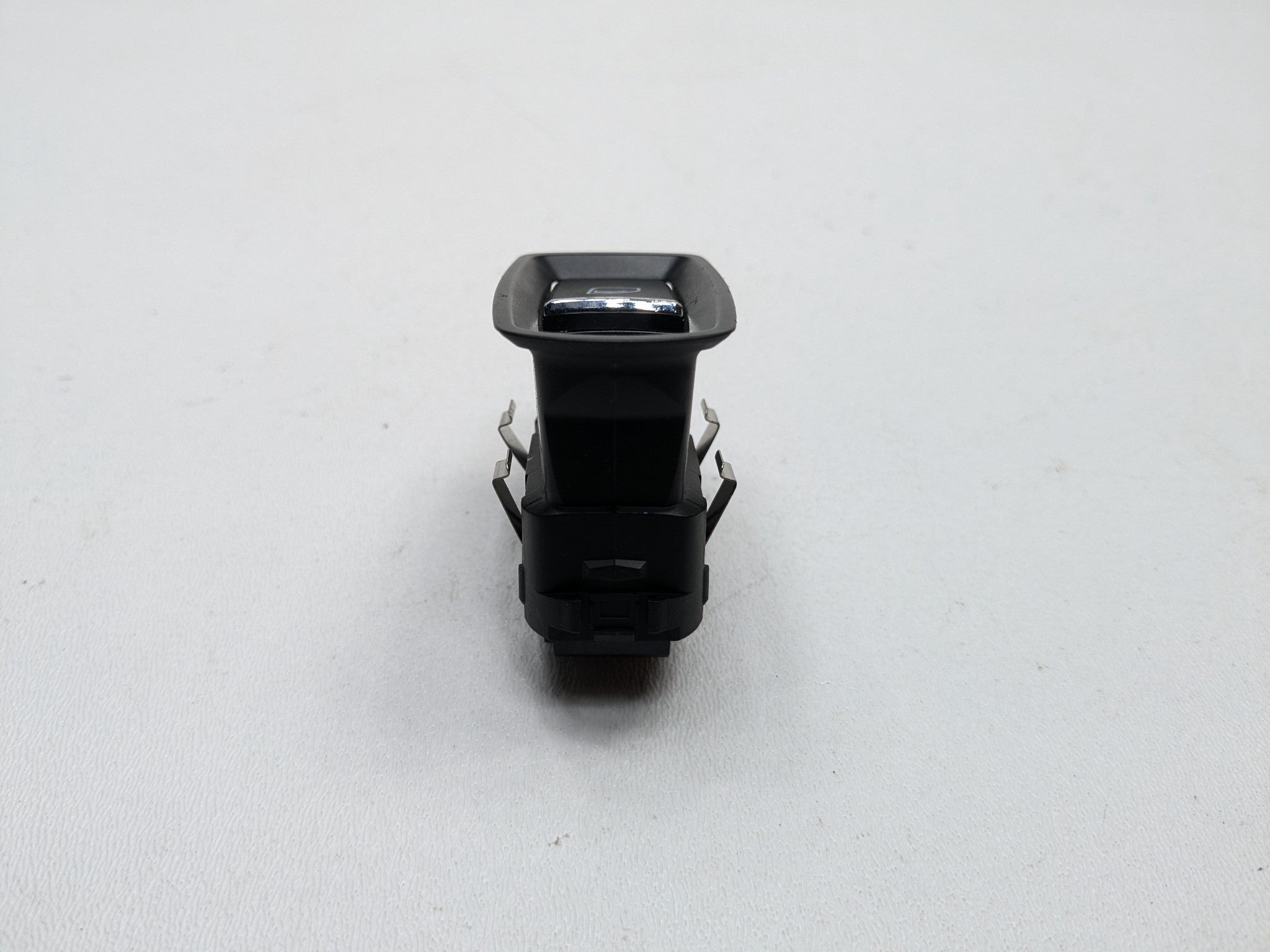 2011 - 2014 OEM PORSCHE CAYENNE REAR LEFT DRIVER SIDE DOOR WINDOW CONTROL SWITCH