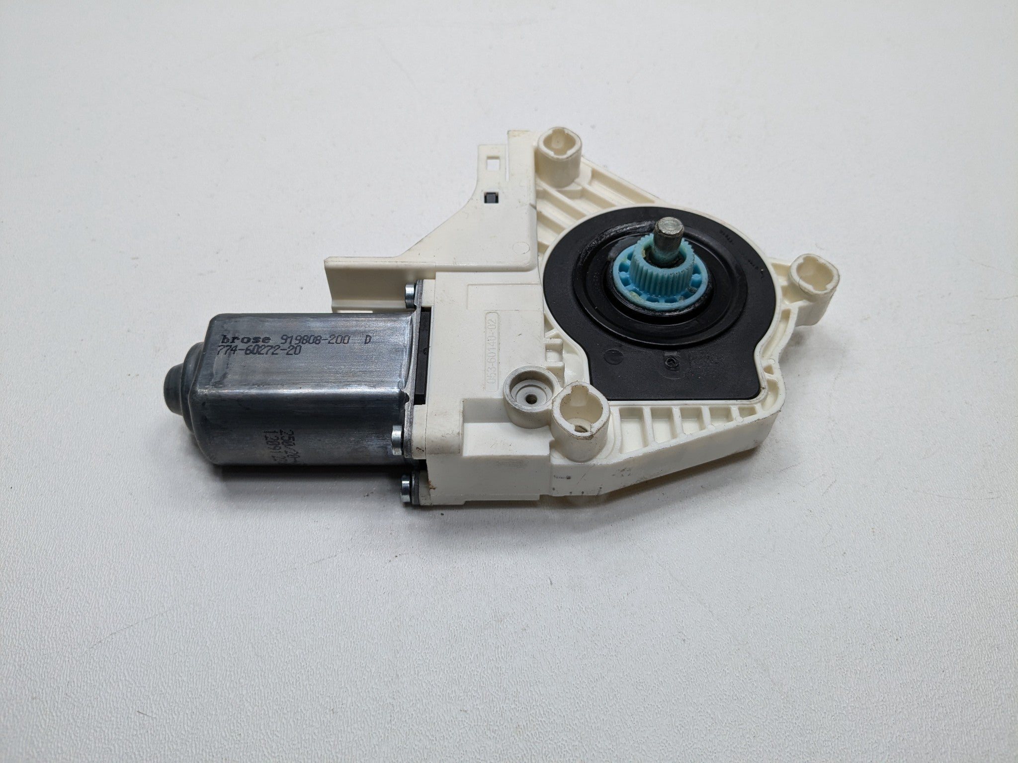 2011 - 2014 OEM PORSCHE CAYENNE FRONT LEFT DRIVER SIDE POWER WINDOW MOTOR