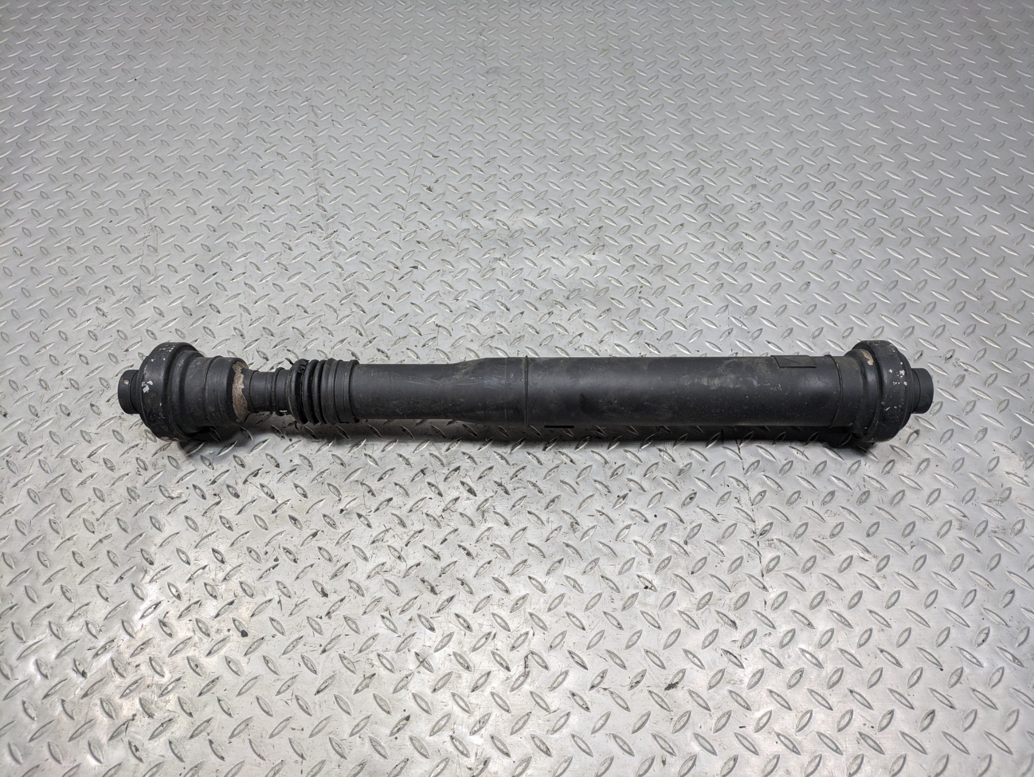 2011 - 2014 OEM PORSCHE CAYENNE FRONT DRIVE SHAFT CARDAN PROPELLER ASSEMBLY