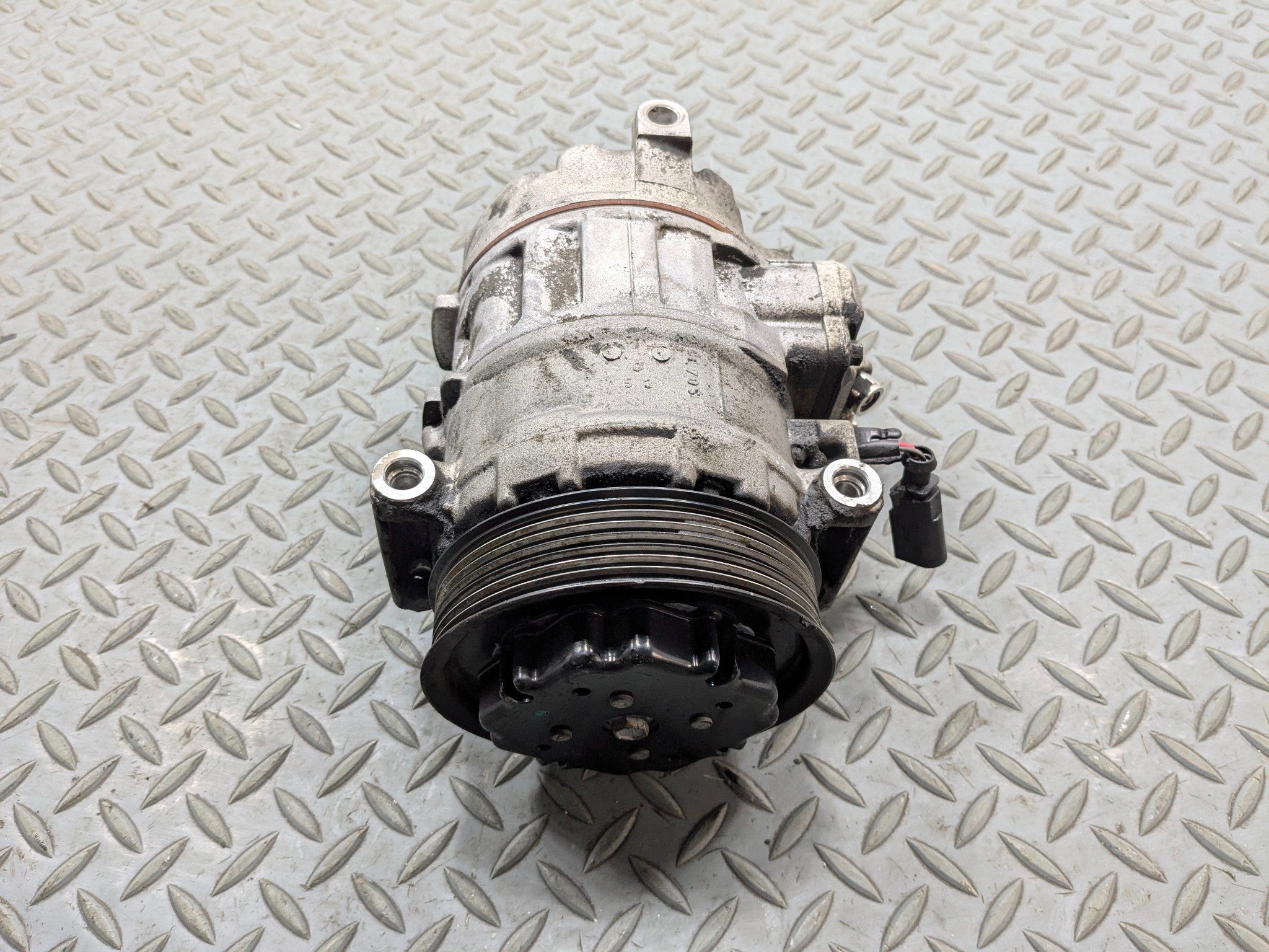 2011 - 2014 OEM PORSCHE CAYENNE AC AIR CONDITIONING COMPRESSOR PUMP 4.8L