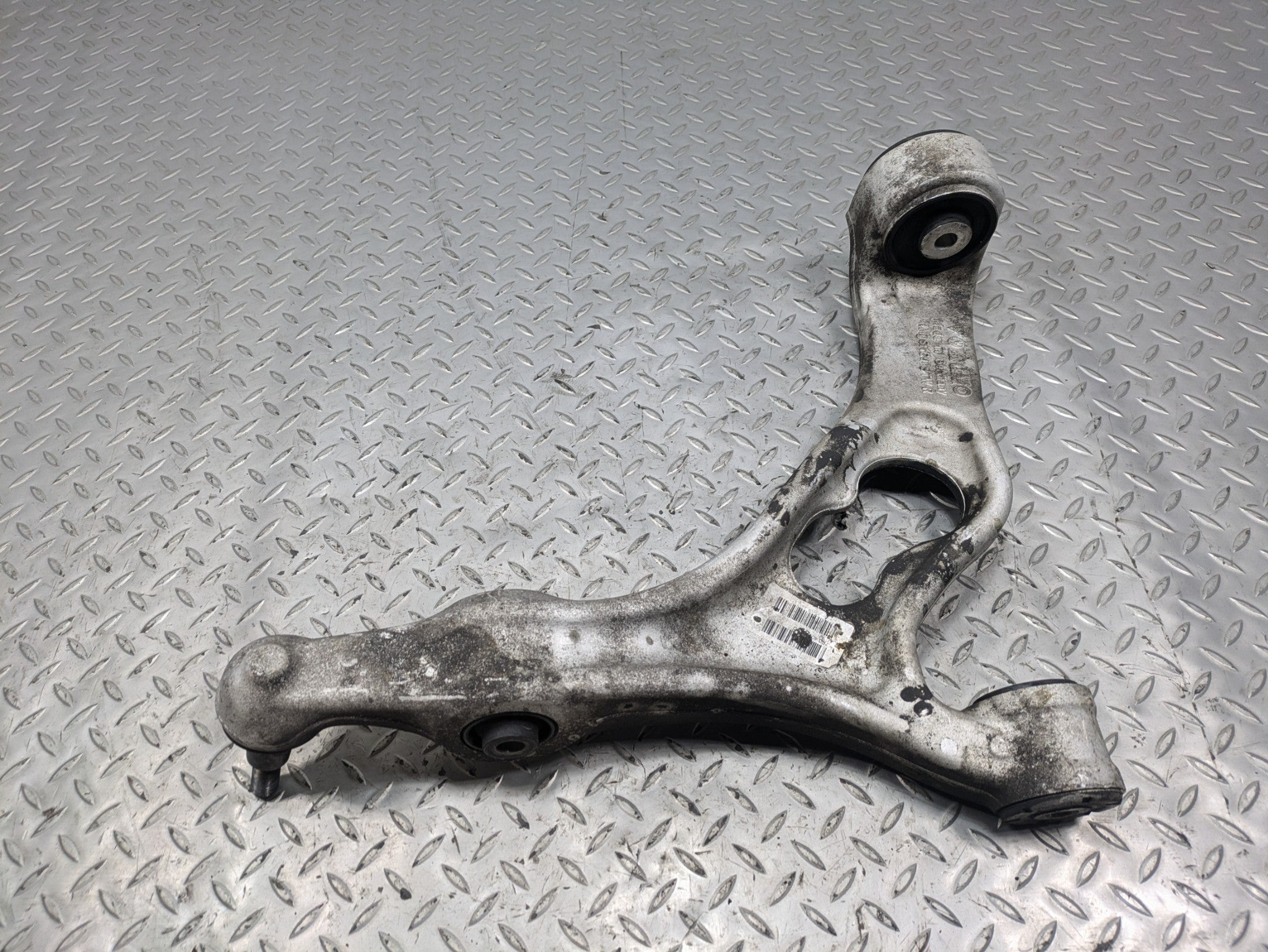 2011 - 2014 OEM PORSCHE CAYENNE FRONT RIGHT SIDE SUSPENSION LOWER CONTROL ARM