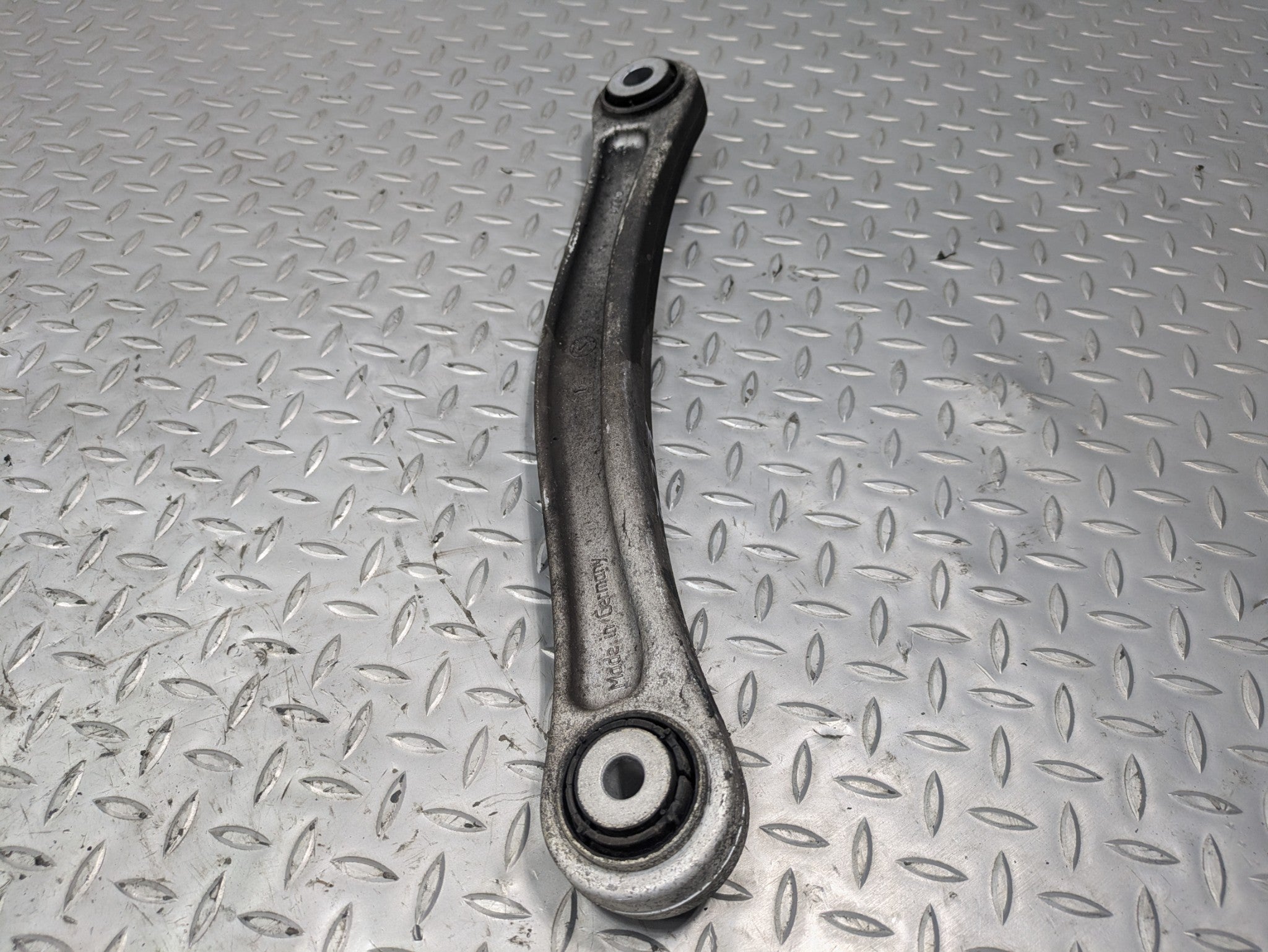 2011 - 2014 OEM PORSCHE CAYENNE REAR LEFT DRIVER SIDE UPPER REARWARD CONTROL ARM