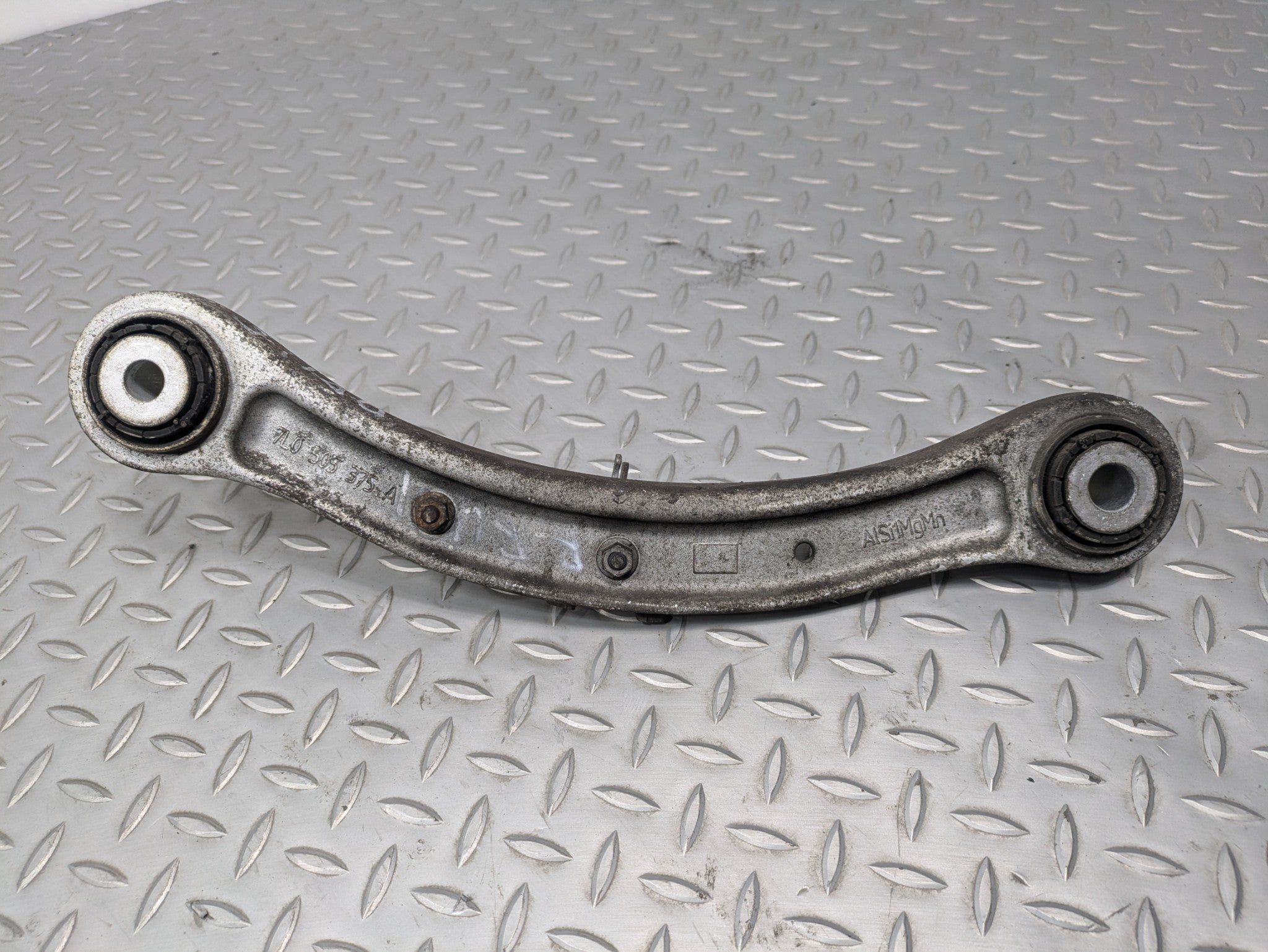 11 - 14 OEM PORSCHE CAYENNE REAR RIGHT PASSENGER SIDE UPPER FORWARD CONTROL ARM