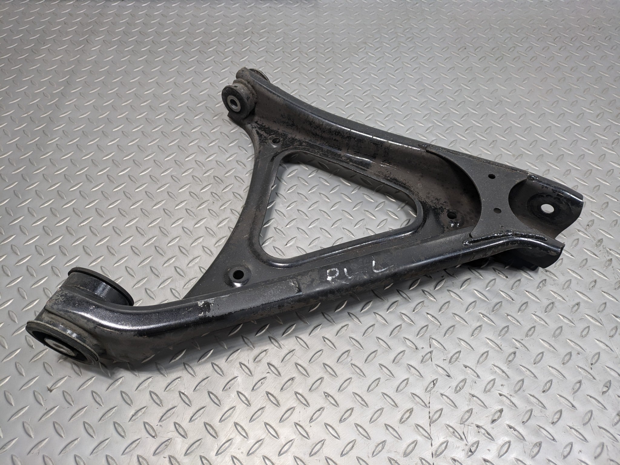 2011 - 2014 OEM PORSCHE CAYENNE REAR LEFT DRIVER SIDE LOWER CONTROL ARM