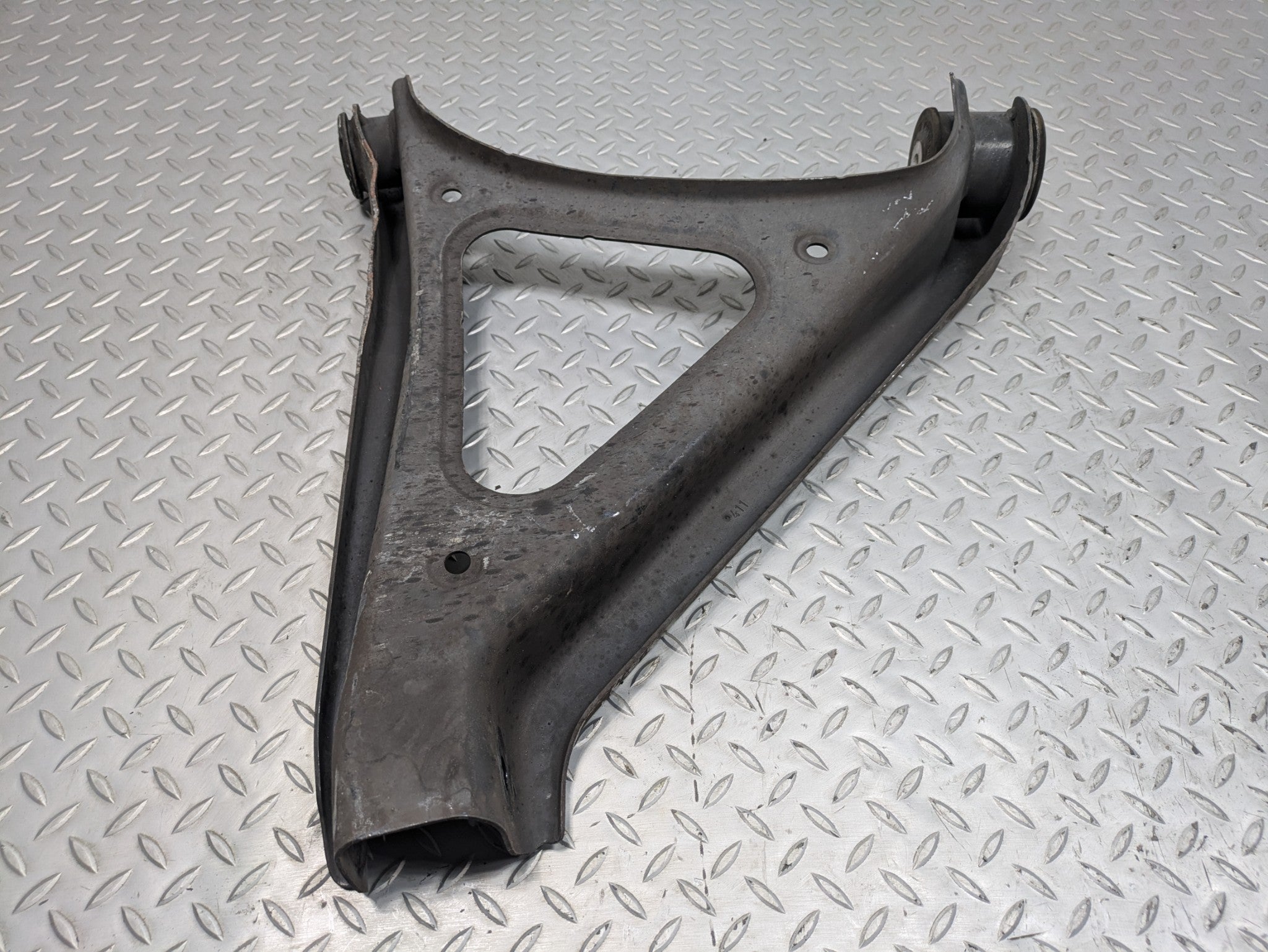 2011 - 2014 OEM PORSCHE CAYENNE REAR LEFT DRIVER SIDE LOWER CONTROL ARM