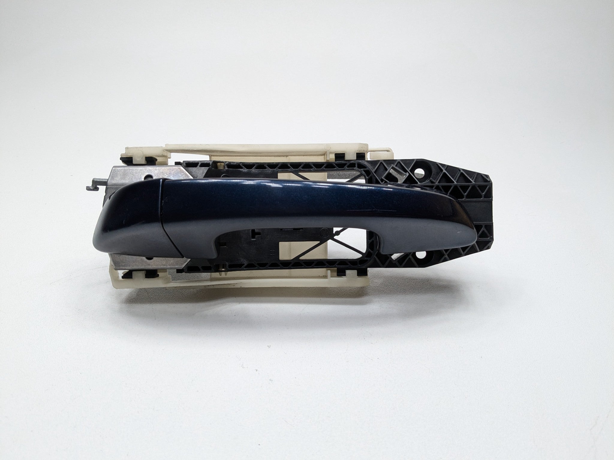 2011 - 2014 OEM PORSCHE CAYENNE FRONT LEFT DRIVER SIDE EXTERIOR DOOR HANDLE