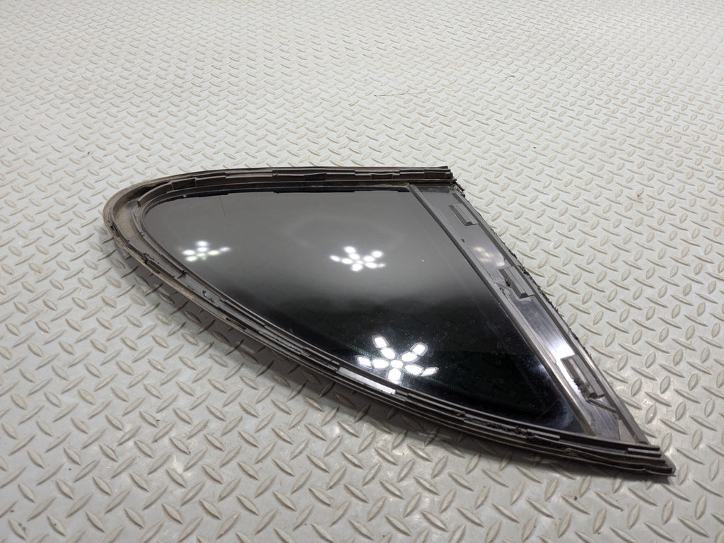 2011 - 2014 OEM PORSCHE CAYENNE REAR LEFT DRIVER SIDE QUARTER VENT WINDOW GLASS