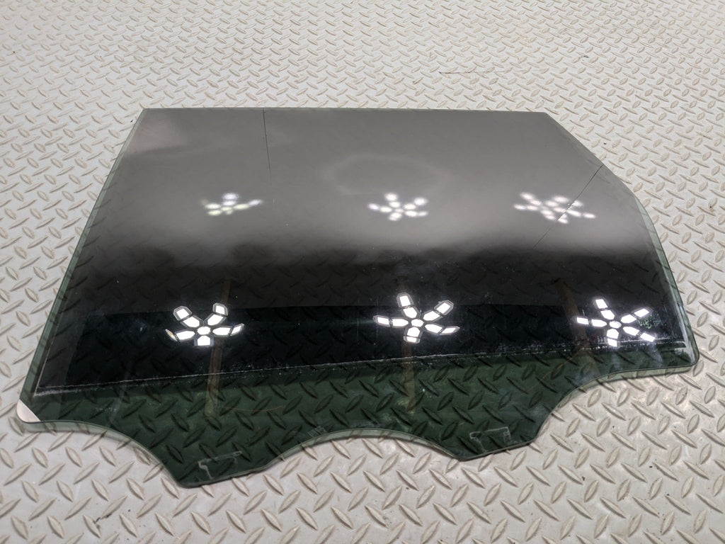 11 - 14 OEM PORSCHE CAYENNE REAR LEFT SIDE DOOR WINDOW GLASS WITH PRIVACY TINT