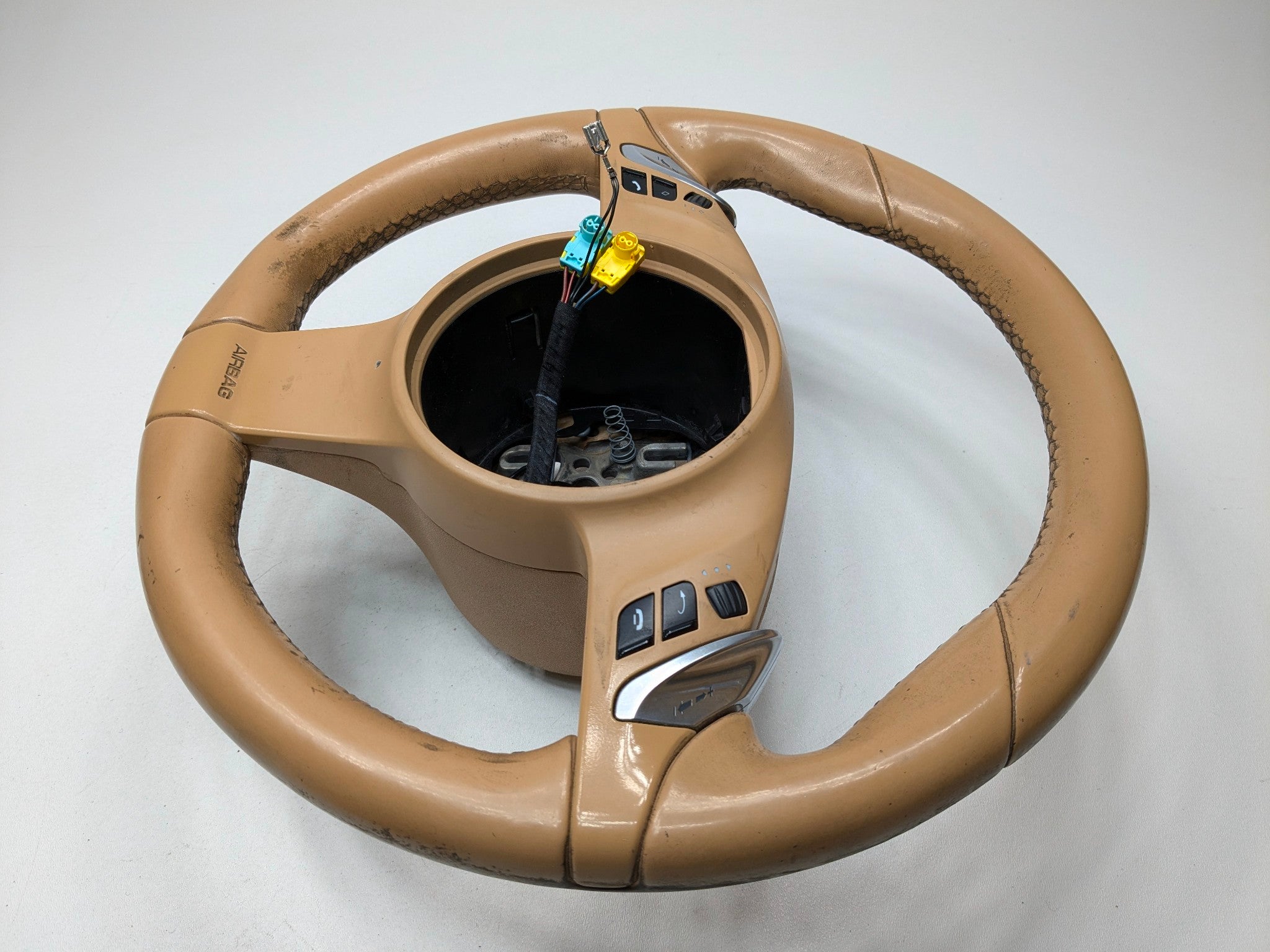 2011 - 2014 OEM PORSCHE CAYENNE STEERING WHEEL WITH CONTROL SWITCH BUTTON BEIGE