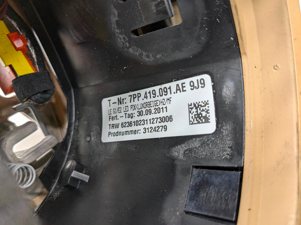 2011 - 2014 OEM PORSCHE CAYENNE STEERING WHEEL WITH CONTROL SWITCH BUTTON BEIGE