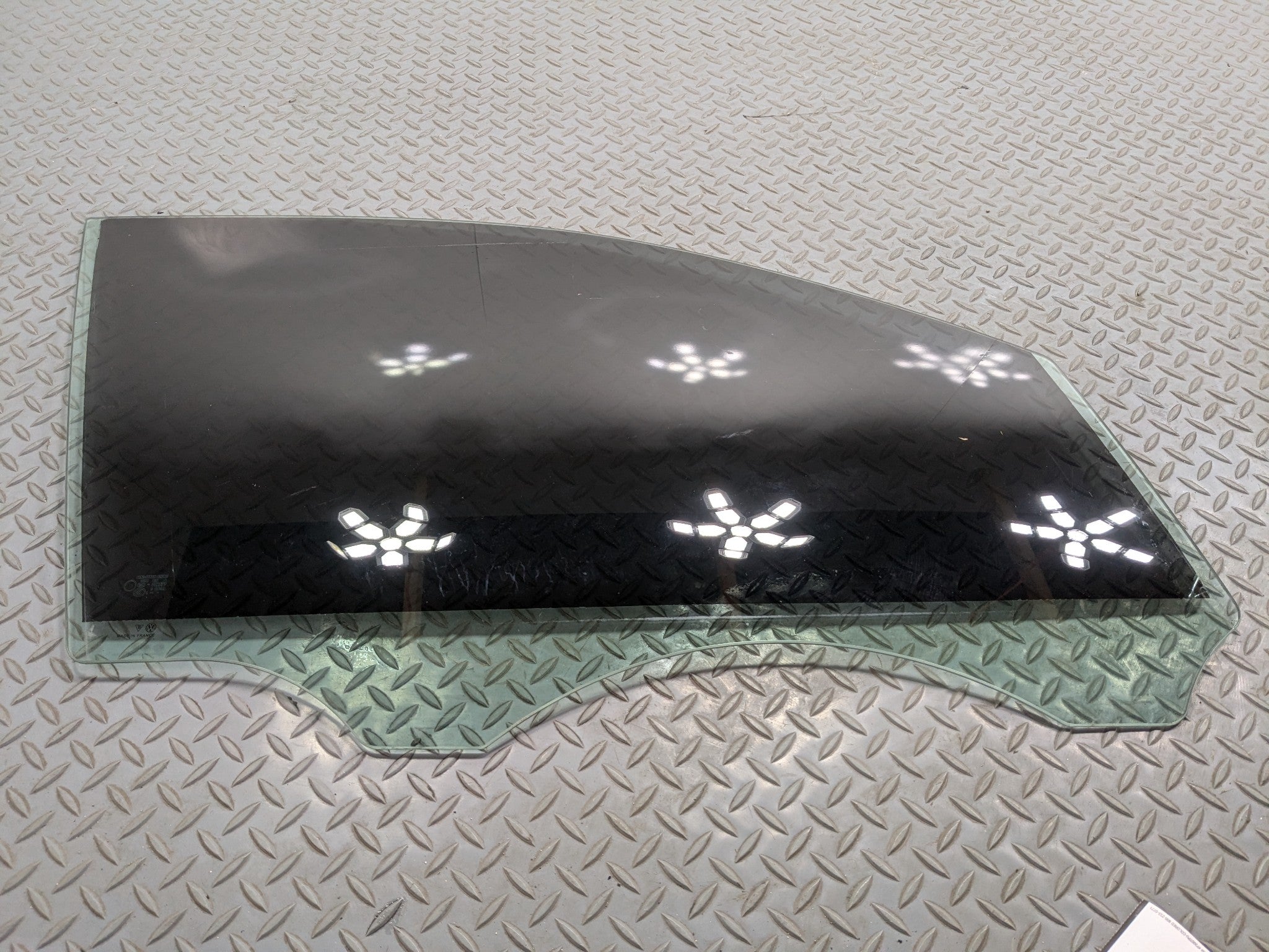 2011 - 2014 OEM PORSCHE CAYENNE FRONT RIGHT PASSENGER SIDE DOOR WINDOW GLASS