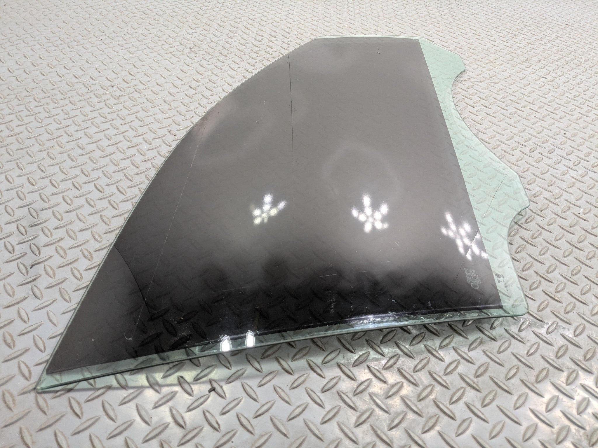 2011 - 2014 OEM PORSCHE CAYENNE FRONT RIGHT PASSENGER SIDE DOOR WINDOW GLASS