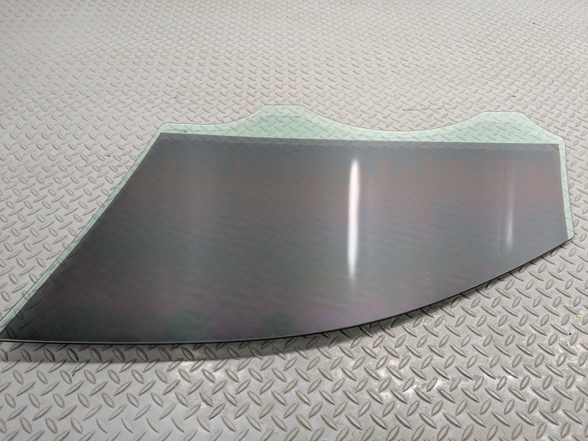 2011 - 2014 OEM PORSCHE CAYENNE FRONT RIGHT PASSENGER SIDE DOOR WINDOW GLASS
