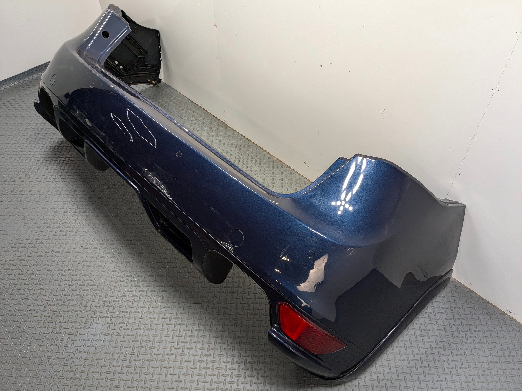 2011 - 2014 OEM PORSCHE CAYENNE REAR BUMPER COVER PANEL ASSEMBLY DARK BLUE