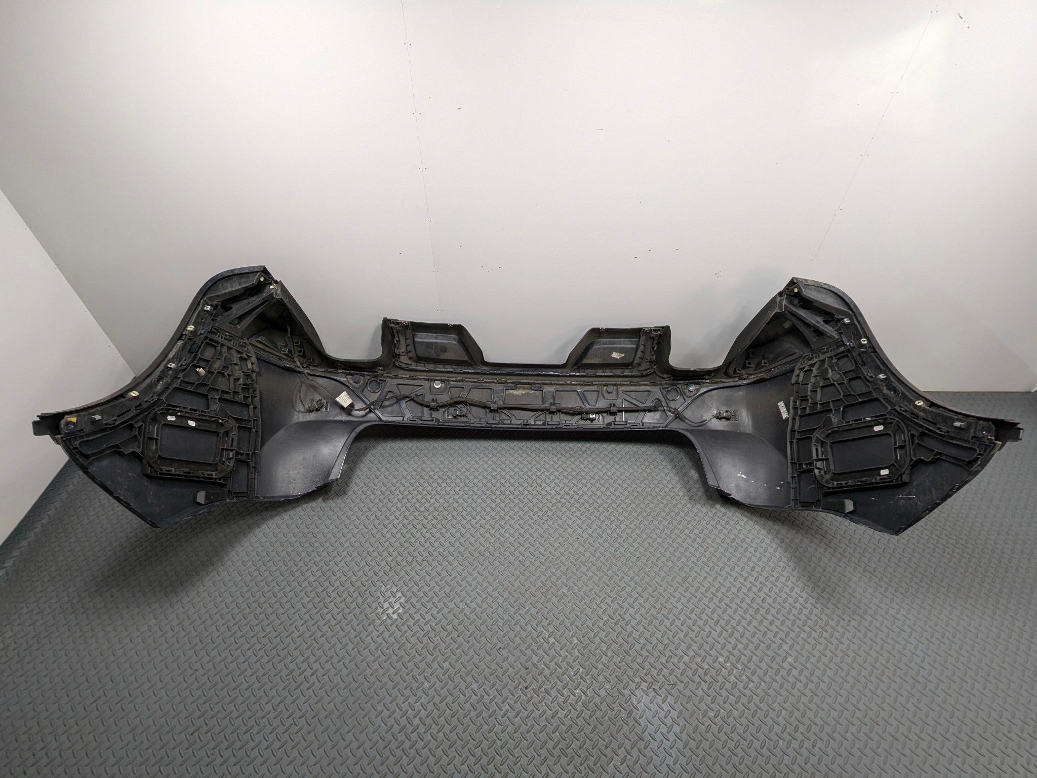 2011 - 2014 OEM PORSCHE CAYENNE REAR BUMPER COVER PANEL ASSEMBLY DARK BLUE