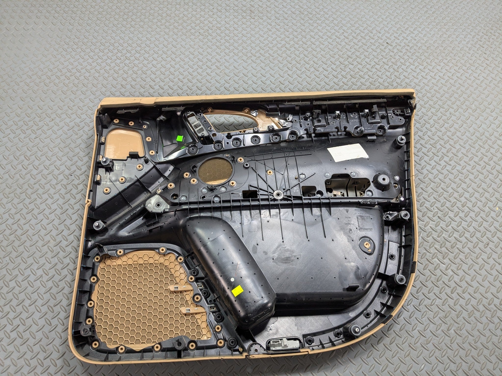 2011 - 2014 OEM PORSCHE CAYENNE FRONT LEFT DRIVER SIDE INTERIOR DOOR TRIM PANEL