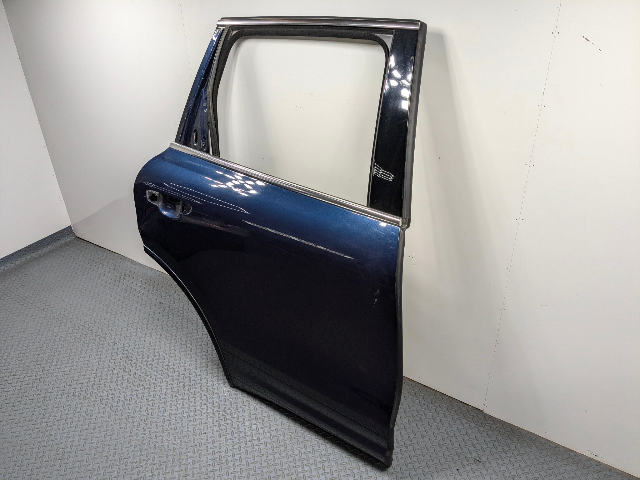 2011 - 2014 OEM PORSCHE CAYENNE REAR RIGHT SIDE DOOR SHELL PANEL DARK BLUE