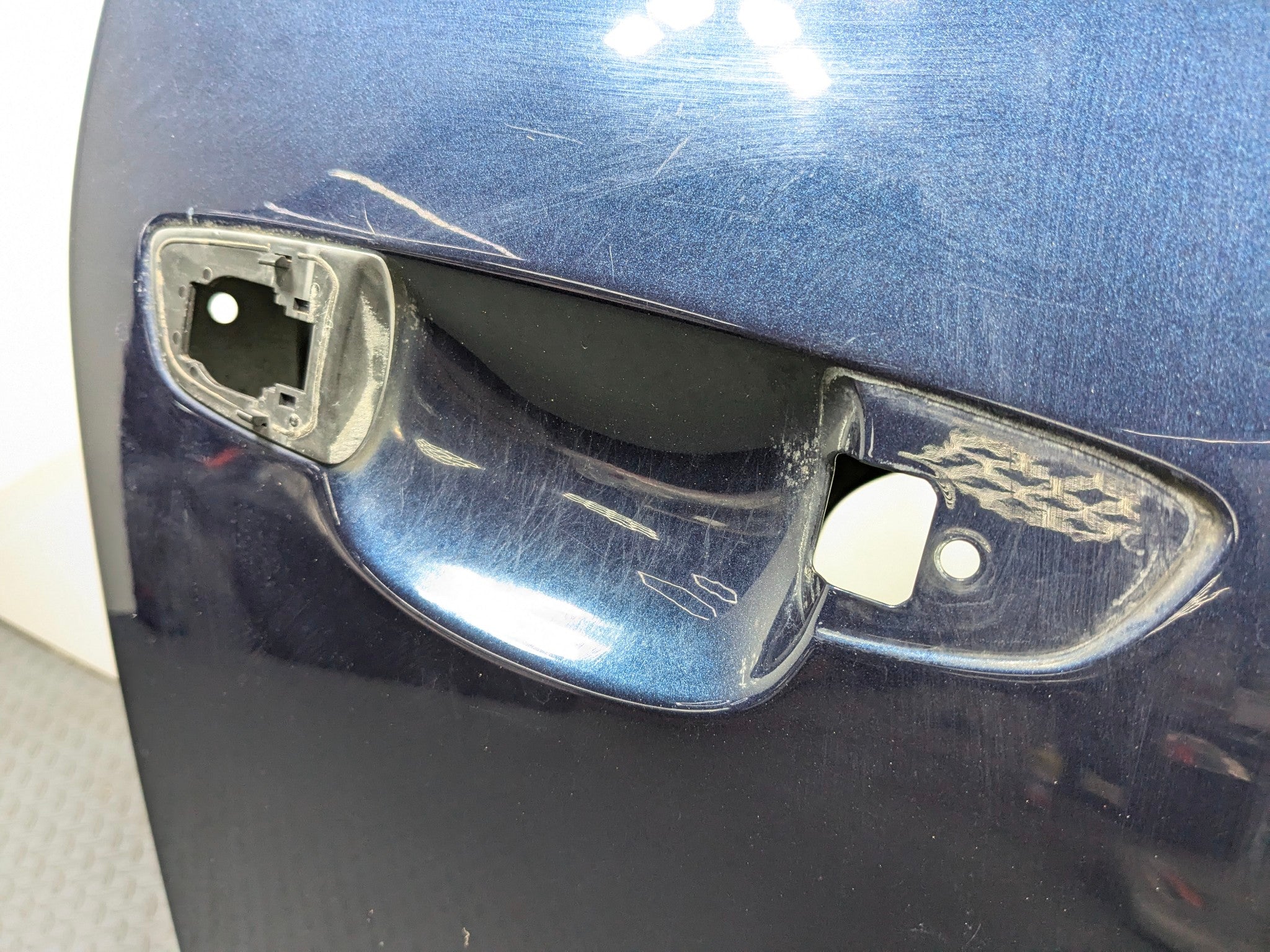 2011 - 2014 OEM PORSCHE CAYENNE FRONT RIGHT SIDE DOOR SHELL PANEL DARK BLUE