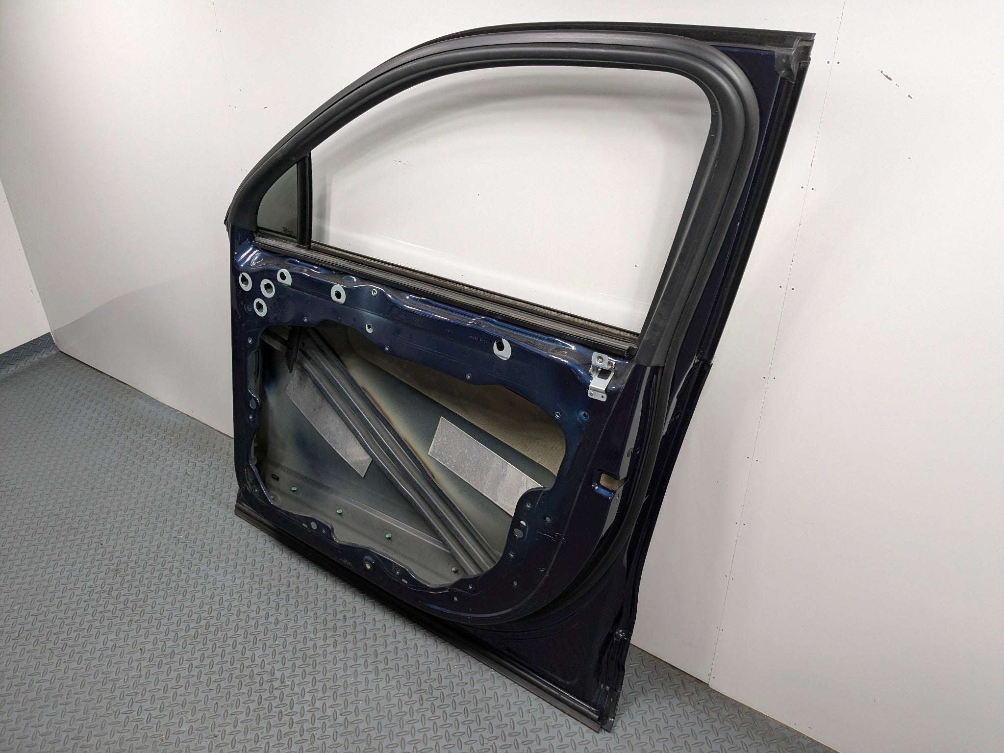 2011 - 2014 OEM PORSCHE CAYENNE FRONT RIGHT SIDE DOOR SHELL PANEL DARK BLUE