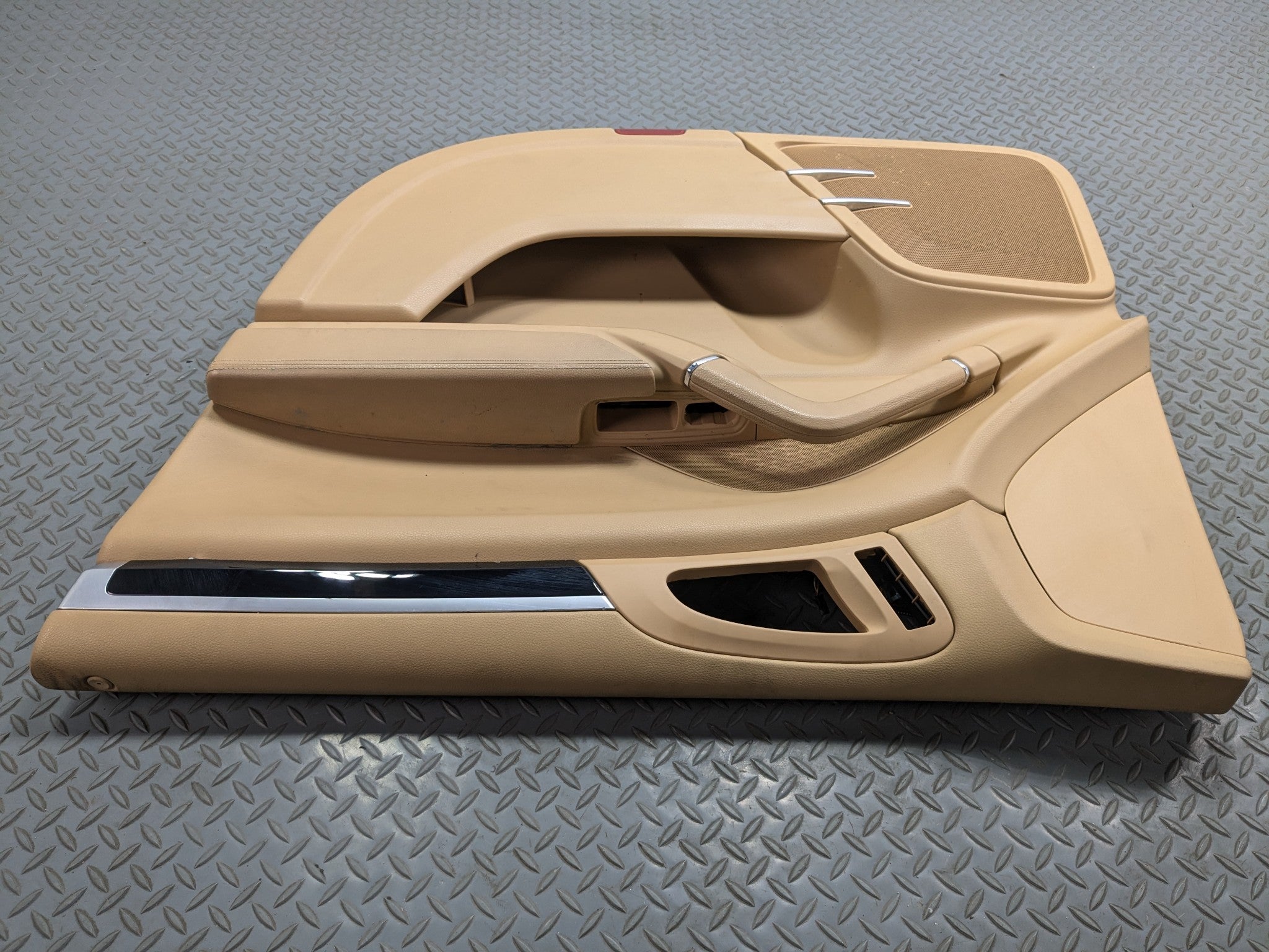 2011 - 2014 OEM PORSCHE CAYENNE FRONT RIGHT SIDE INTERIOR DOOR TRIM PANEL