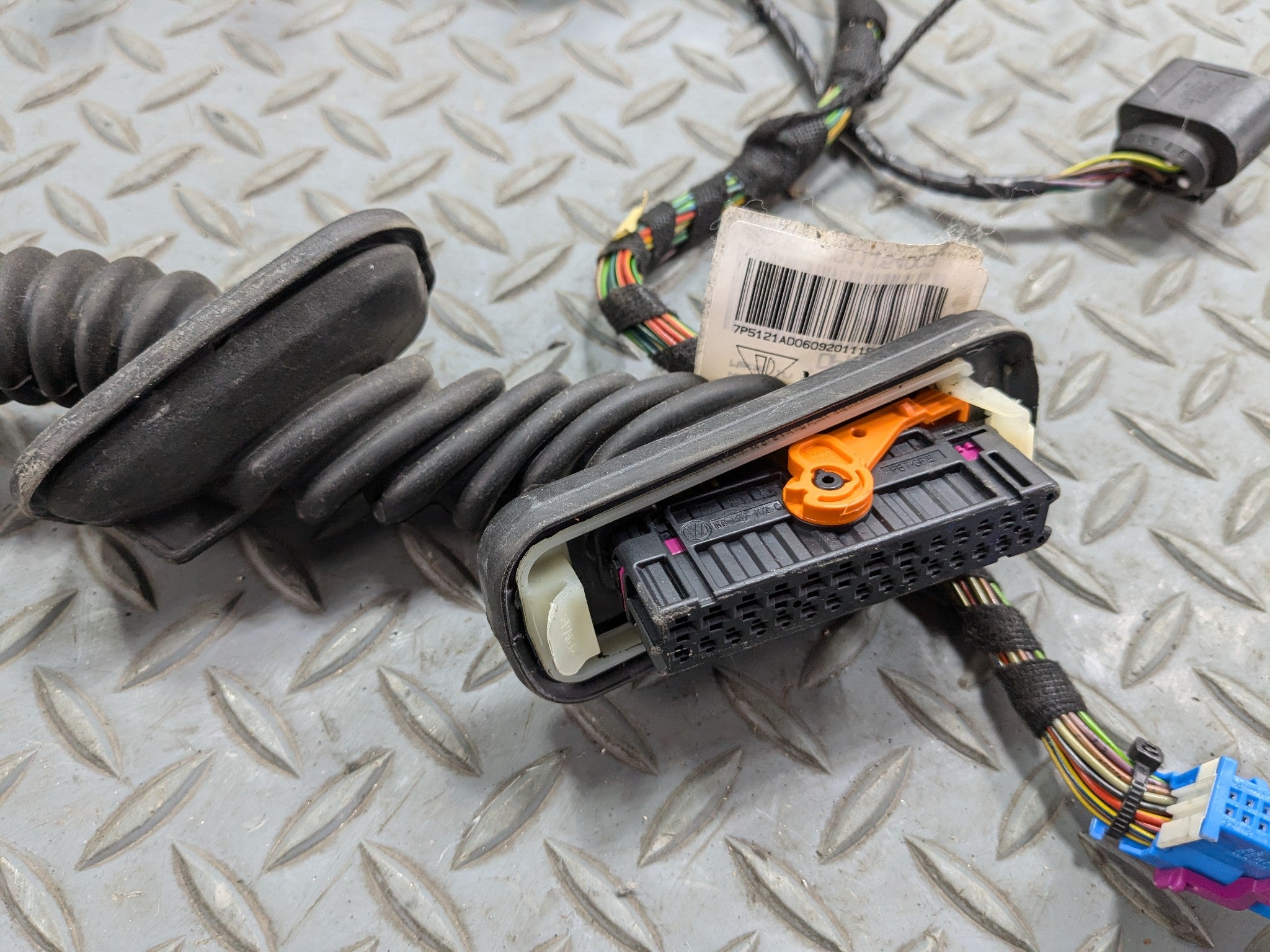 2011 - 2014 OEM PORSCHE CAYENNE FRONT LEFT DRIVER SIDE DOOR WIRE HARNESS