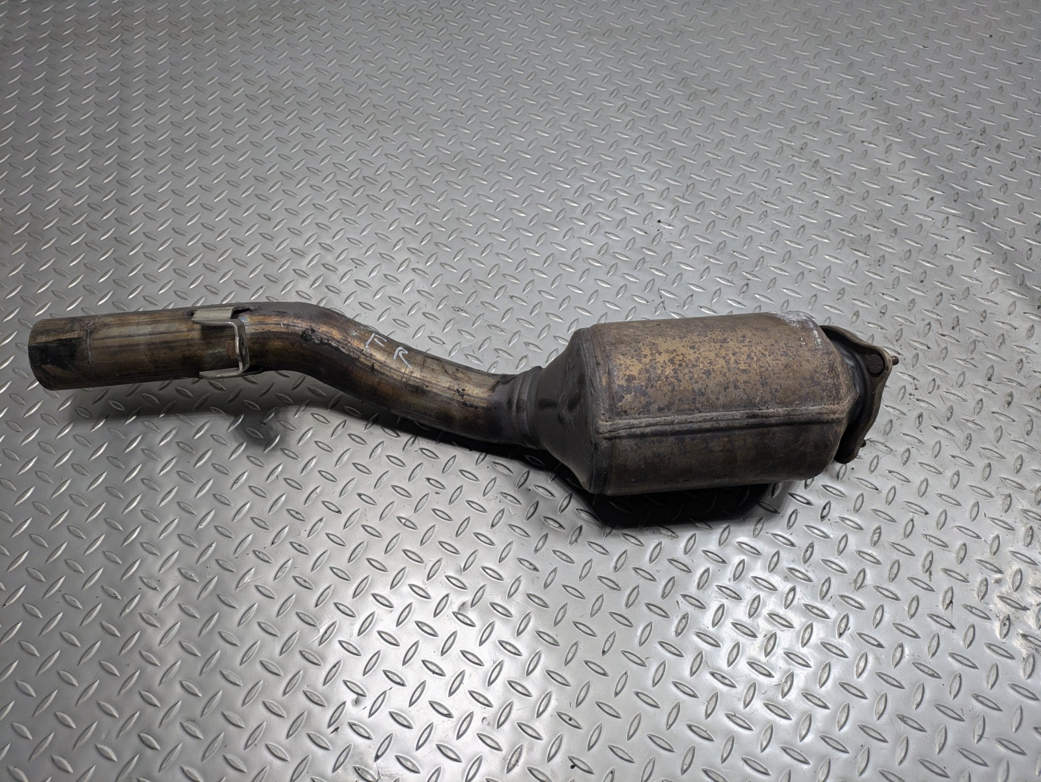 2011 - 2014 OEM PORSCHE CAYENNE LEFT DRIVER SIDE EXHAUST DOWNPIPE