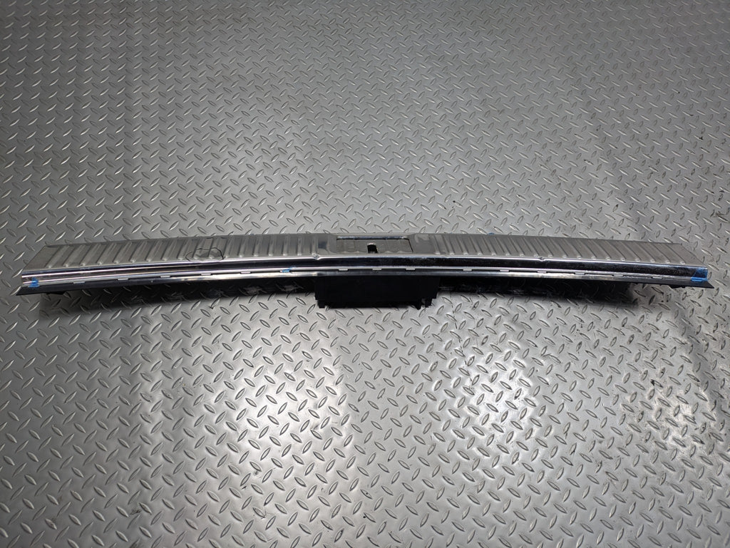 2011 - 2014 OEM PORSCHE CAYENNE REAR TRUNK SILL SCUFF PLATE TRIM PANEL BLACK