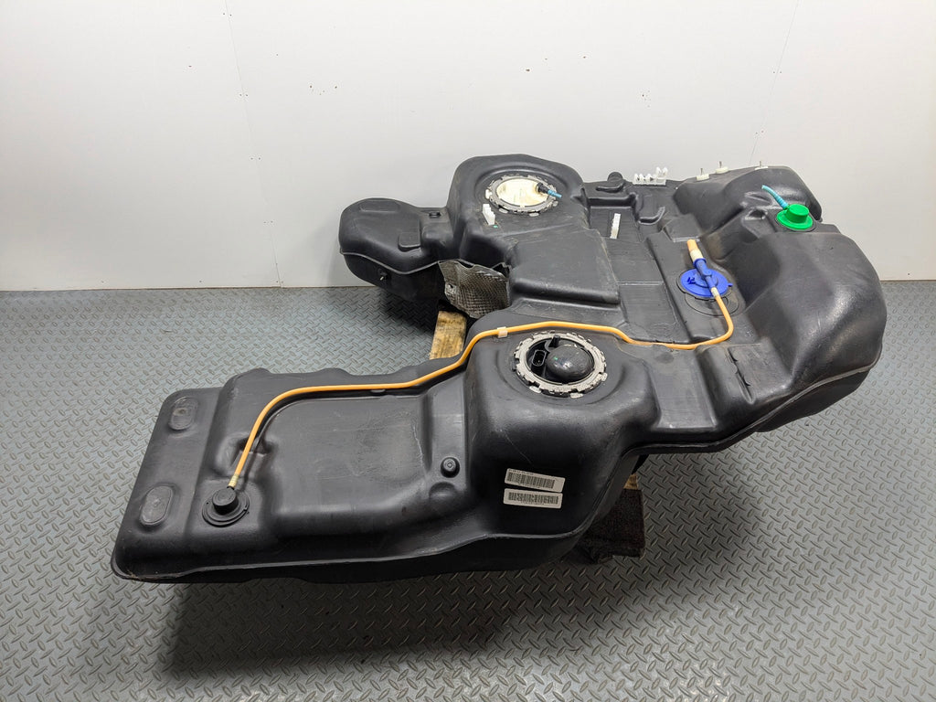2011 - 2014 OEM PORSCHE CAYENNE FUEL GAS TANK WITH FUEL PUMP FILLER ASSEMBLY