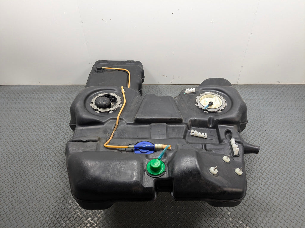 2011 - 2014 OEM PORSCHE CAYENNE FUEL GAS TANK WITH FUEL PUMP FILLER ASSEMBLY