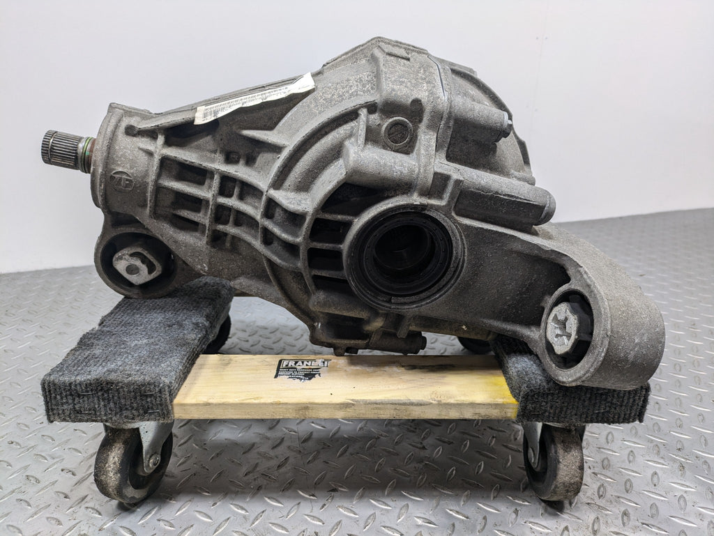 2011 - 2014 OEM PORSCHE CAYENNE REAR DIFFERENTIAL AXLE CARRIER ASSEMBLY 4.8L