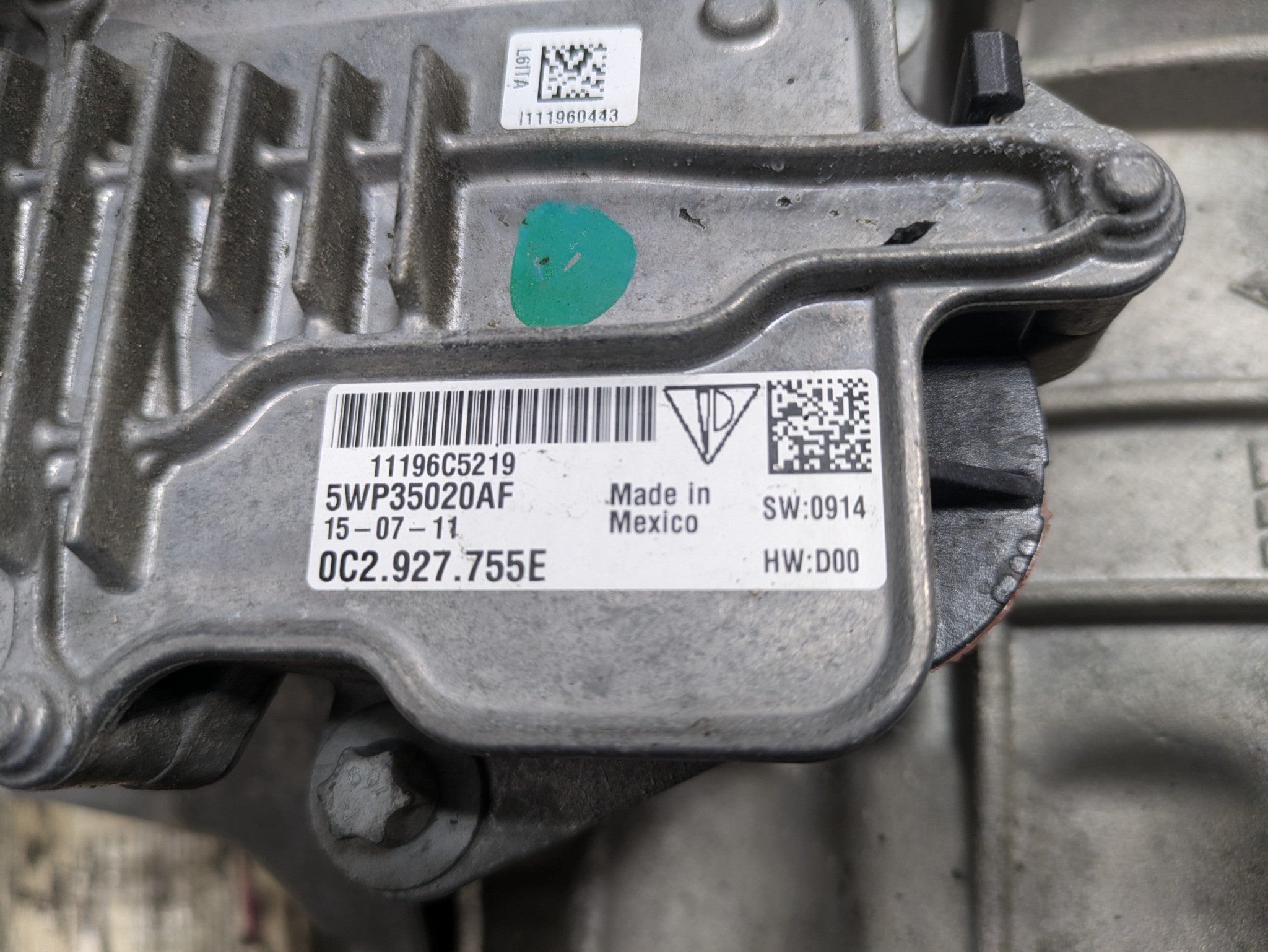 2011 - 2014 OEM PORSCHE CAYENNE 4.8L AT TRANSFER CASE BOX ASSEMBLY