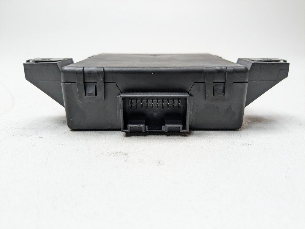 2011 - 2014 OEM PORSCHE CAYENNE GATEWAY COMPUTER CONTROL MODULE UNIT
