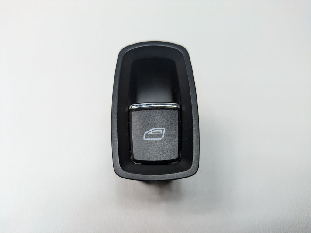 11 - 14 OEM PORSCHE CAYENNE REAR RIGHT PASSENGER SIDE DOOR WINDOW CONTROL SWITCH