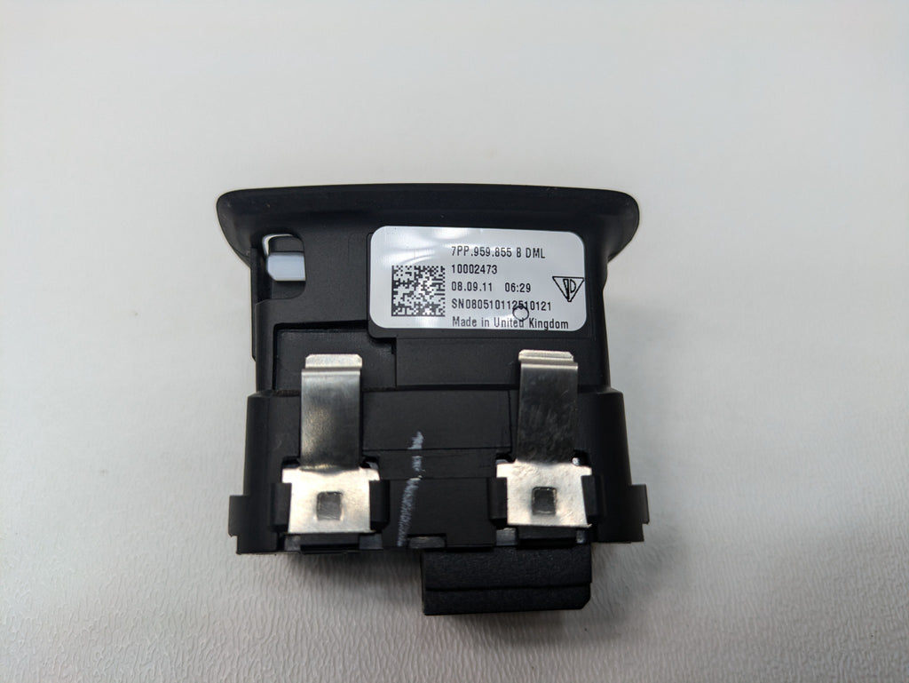 11 - 14 OEM PORSCHE CAYENNE REAR RIGHT PASSENGER SIDE DOOR WINDOW CONTROL SWITCH