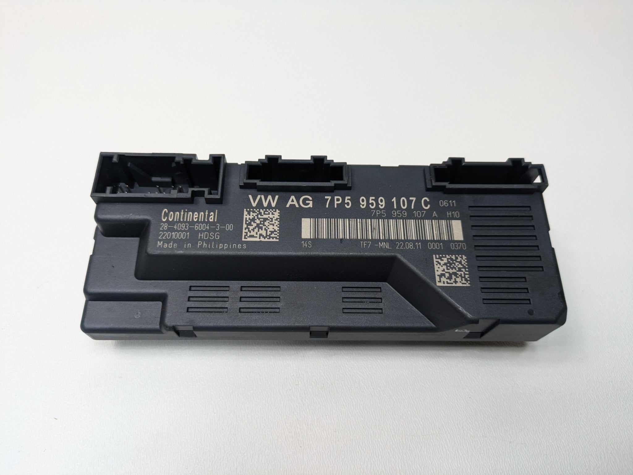 2011 - 2014 OEM PORSCHE CAYENNE REAR TRUNK LID LIFTGATE CONTROL MODULE UNIT