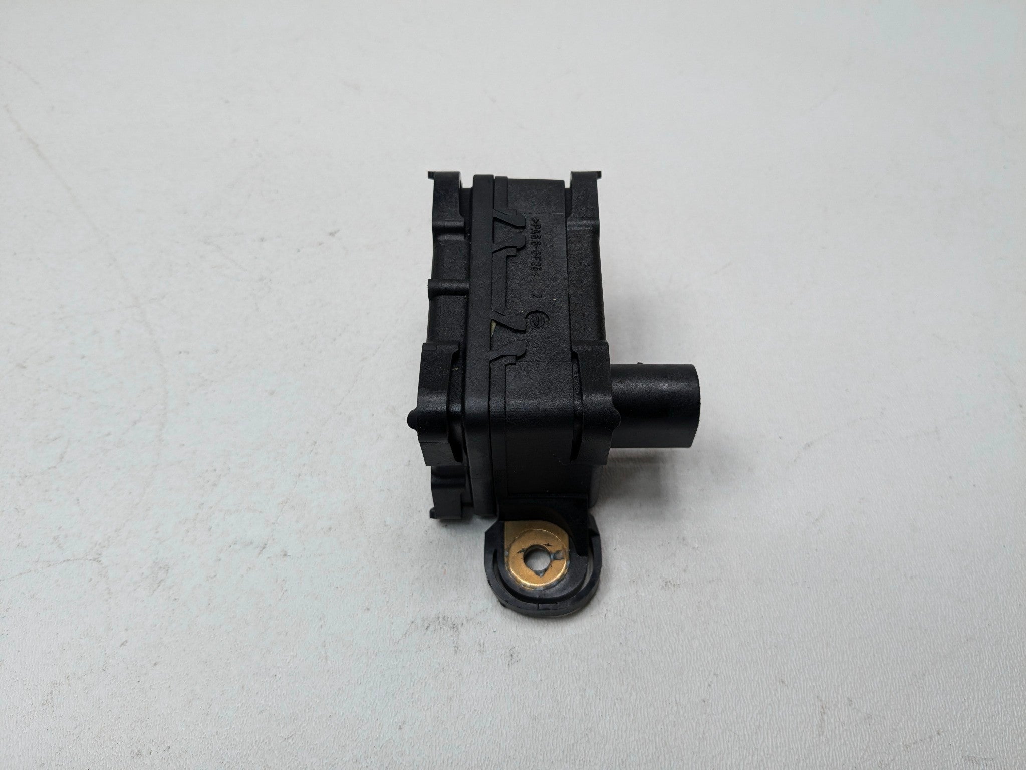 2011 - 2014 OEM PORSCHE CAYENNE YAW RATE SENSOR STABILITY CONTROL MODULE UNIT