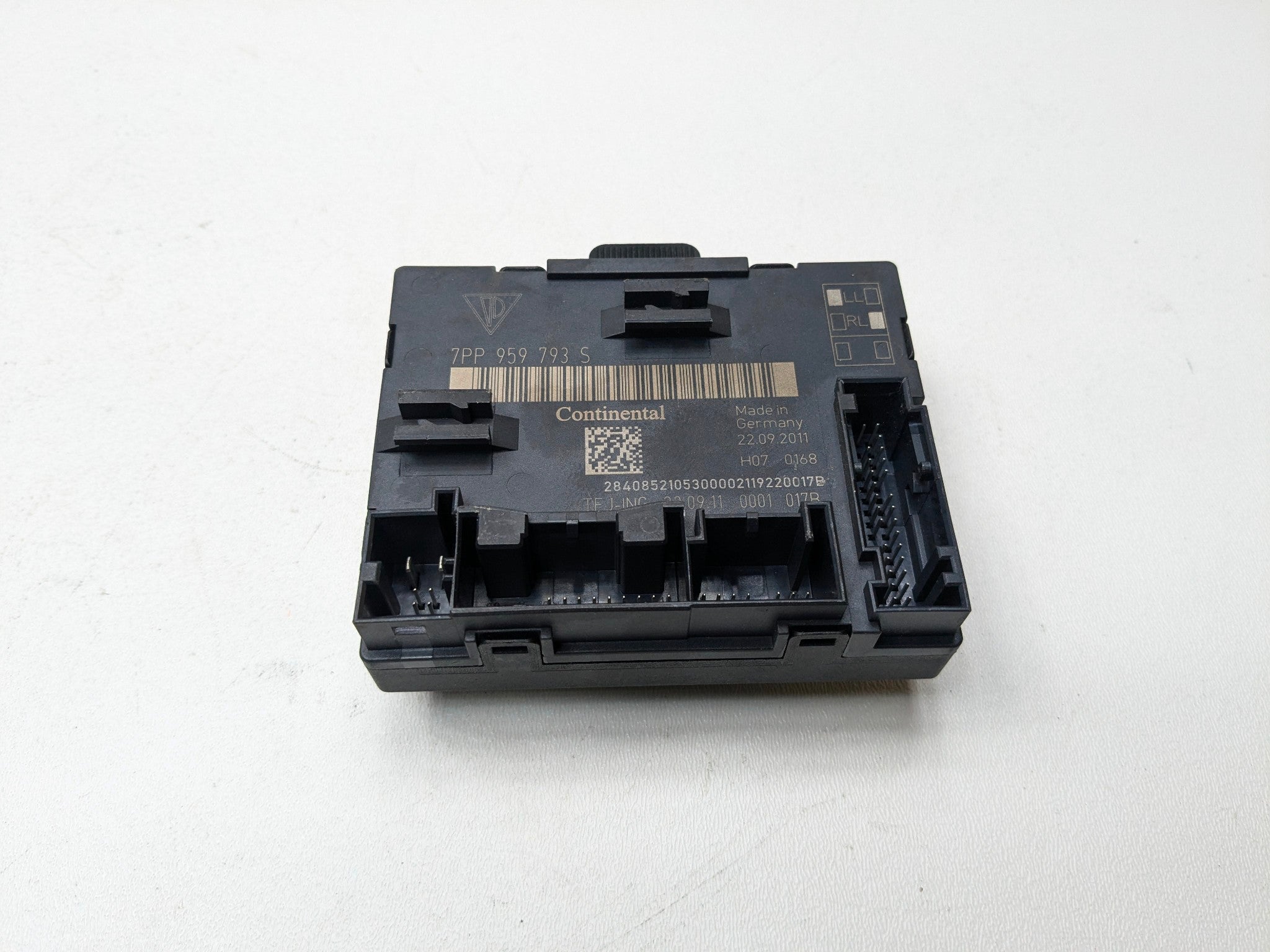 2011 - 2014 OEM PORSCHE CAYENNE FRONT LEFT DRIVER SIDE DOOR CONTROL MODULE UNIT