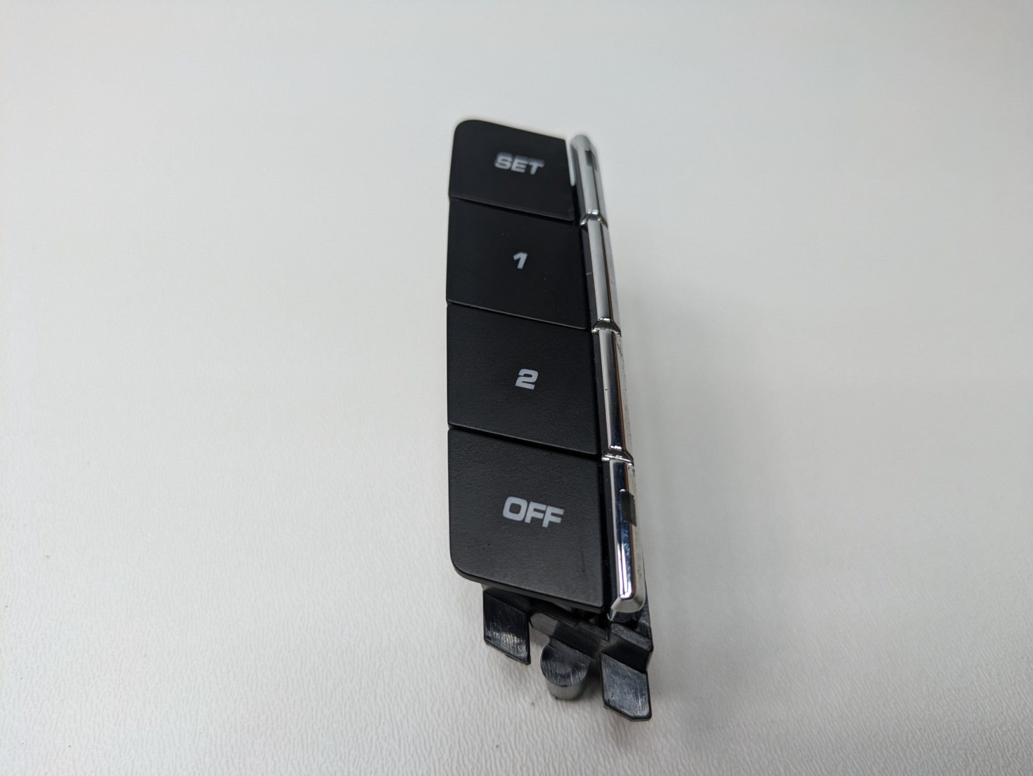 2011 - 2014 OEM PORSCHE CAYENNE FRONT RIGHT PASSENGER SIDE SEAT MEMORY SWITCH