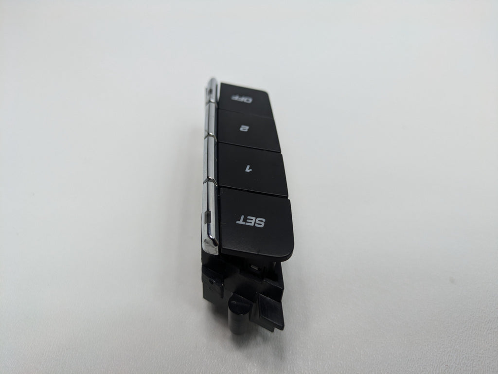 2011 - 2014 OEM PORSCHE CAYENNE FRONT RIGHT PASSENGER SIDE SEAT MEMORY SWITCH