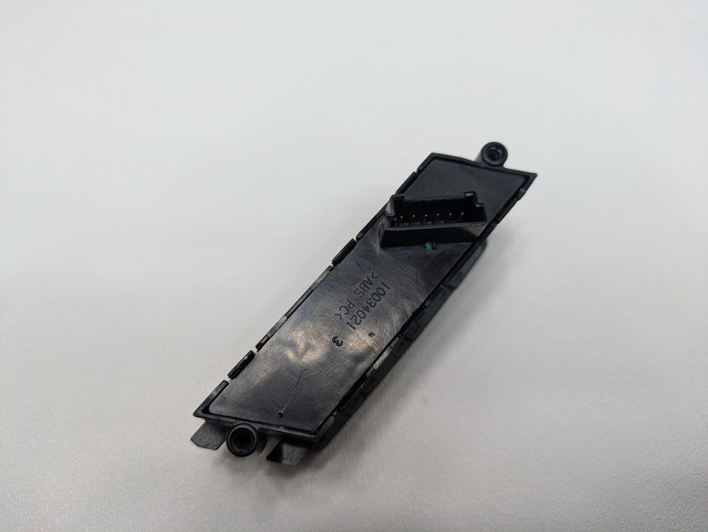 2011 - 2014 OEM PORSCHE CAYENNE FRONT RIGHT PASSENGER SIDE SEAT MEMORY SWITCH