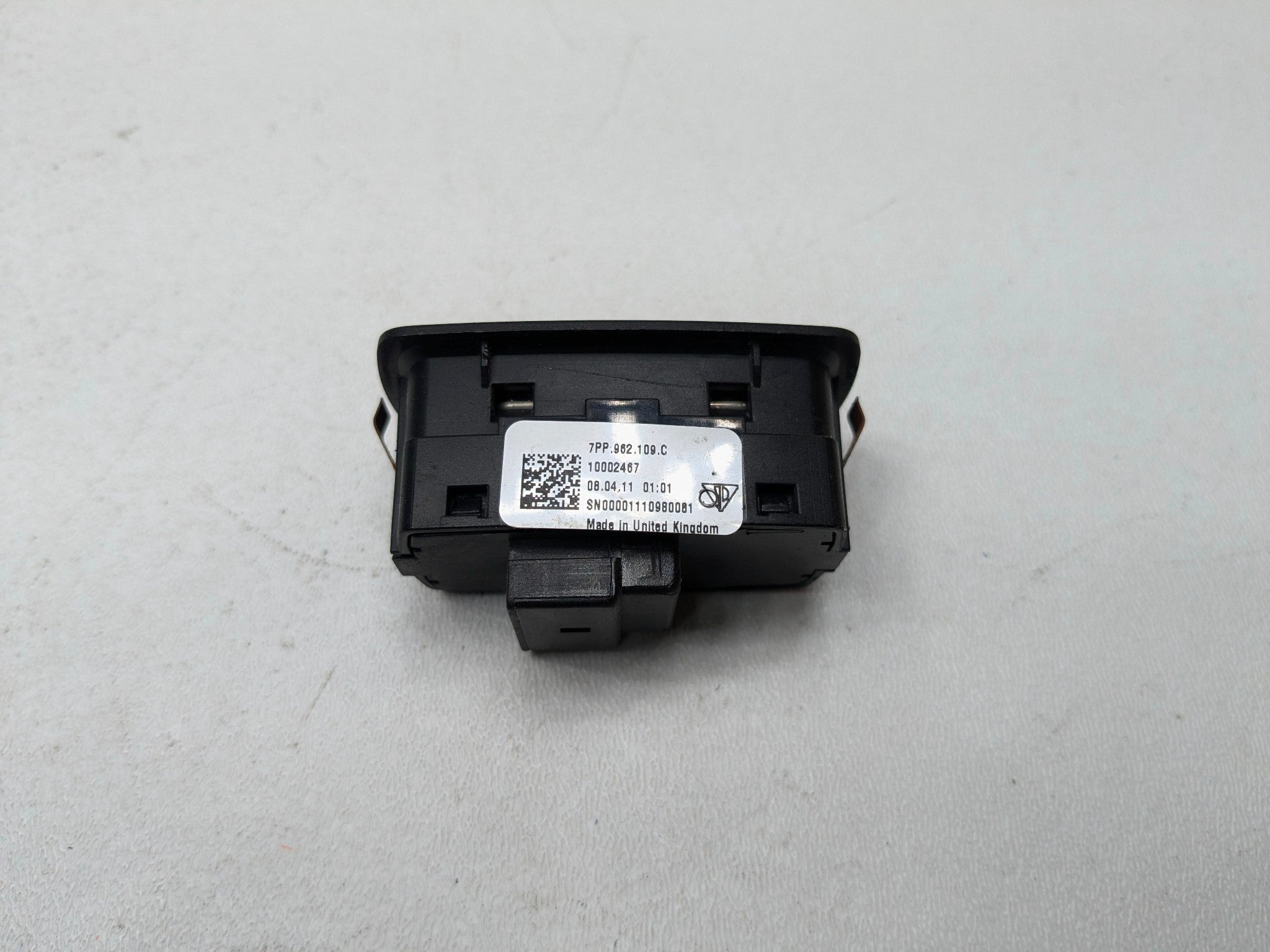 2011 - 2014 OEM PORSCHE CAYENNE ANTI THEFT SYSTEM CONTROL ALARM SWITCH BLACK