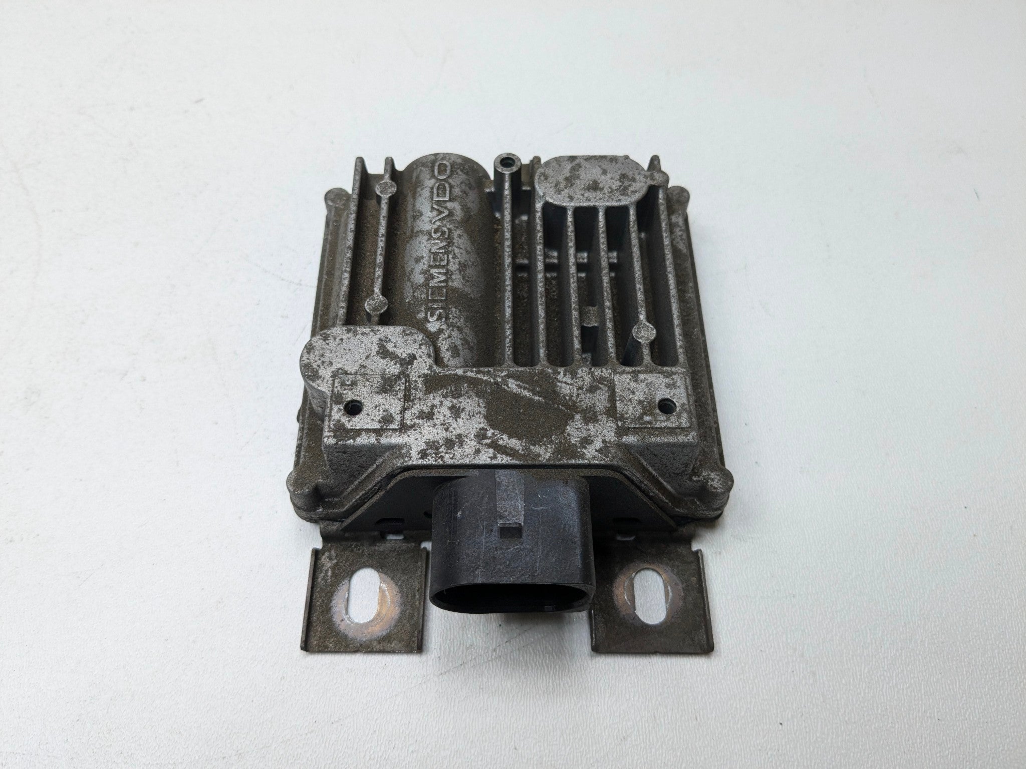 2011 - 2014 OEM PORSCHE CAYENNE FUEL PUMP COMPUTER CONTROL MODULE UNIT
