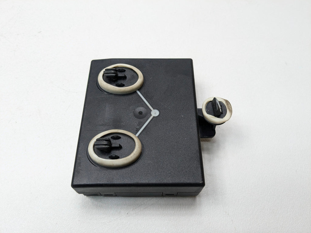 11 - 14 OEM PORSCHE CAYENNE REAR RIGHT PASSENGER SIDE DOOR CONTROL MODULE UNIT