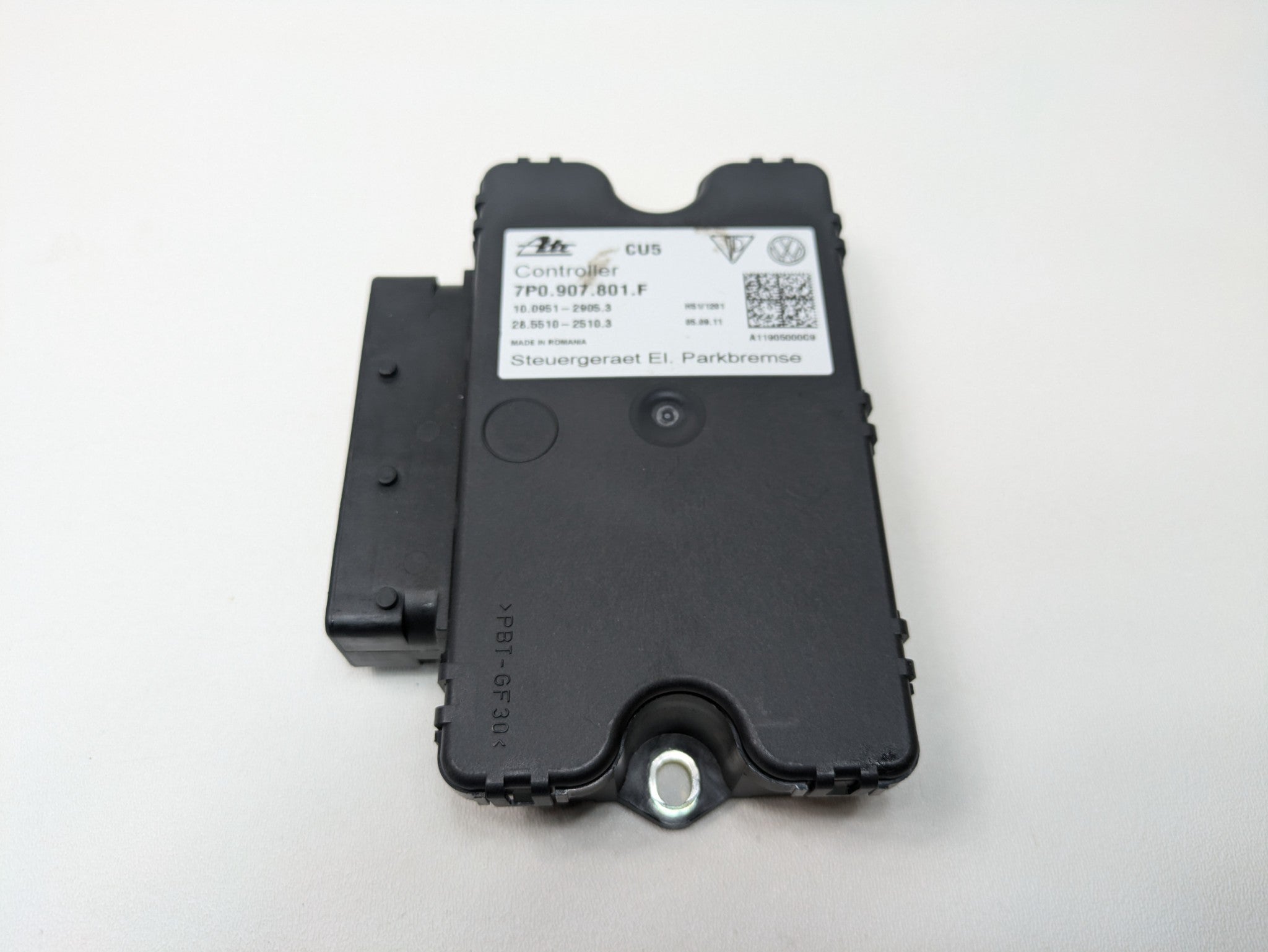 2011 - 2014 OEM PORSCHE CAYENNE ELECTRIC PARKING CONTROL MODULE UNIT