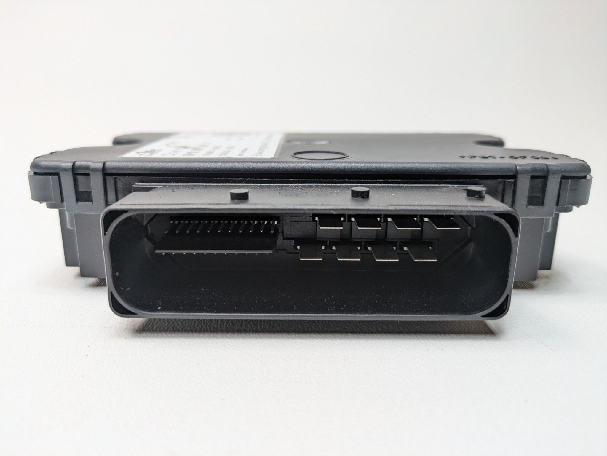 2011 - 2014 OEM PORSCHE CAYENNE ELECTRIC PARKING CONTROL MODULE UNIT