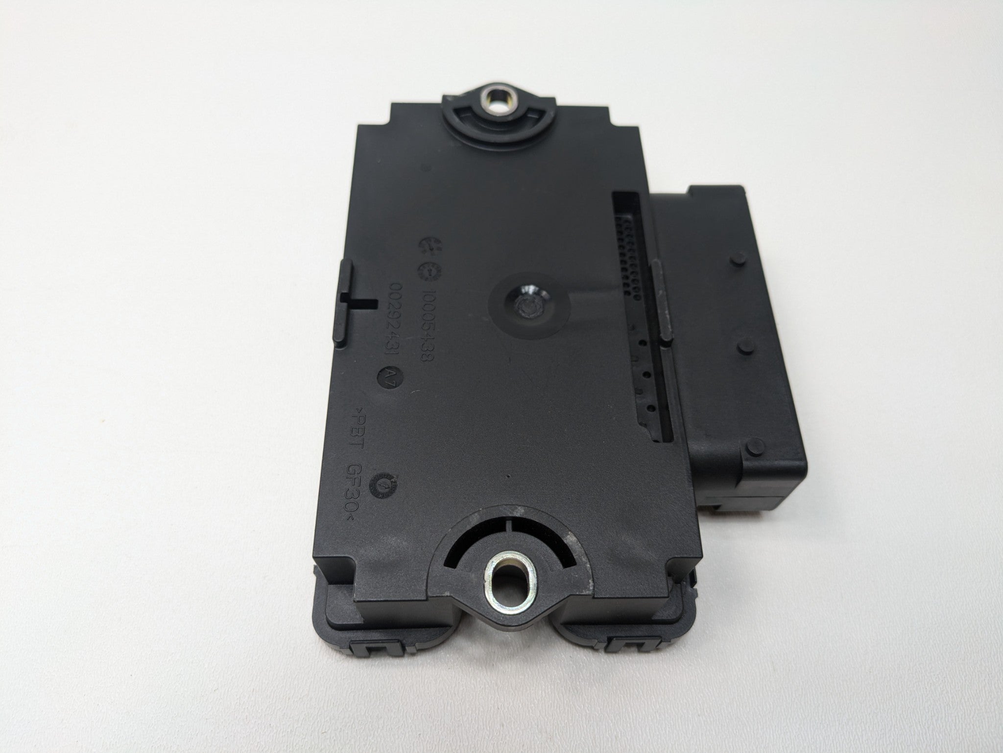 2011 - 2014 OEM PORSCHE CAYENNE ELECTRIC PARKING CONTROL MODULE UNIT