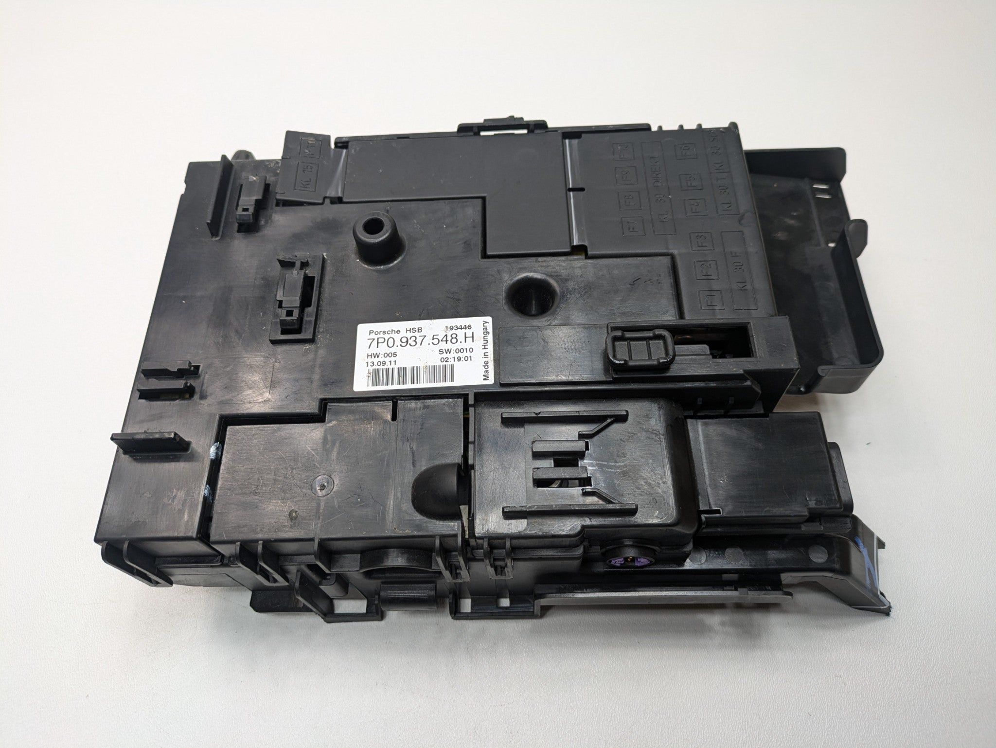 2011 - 2014 OEM PORSCHE CAYENNE ENGINE COMPARTMENT BATTERY JUNCTION FUSE BOX