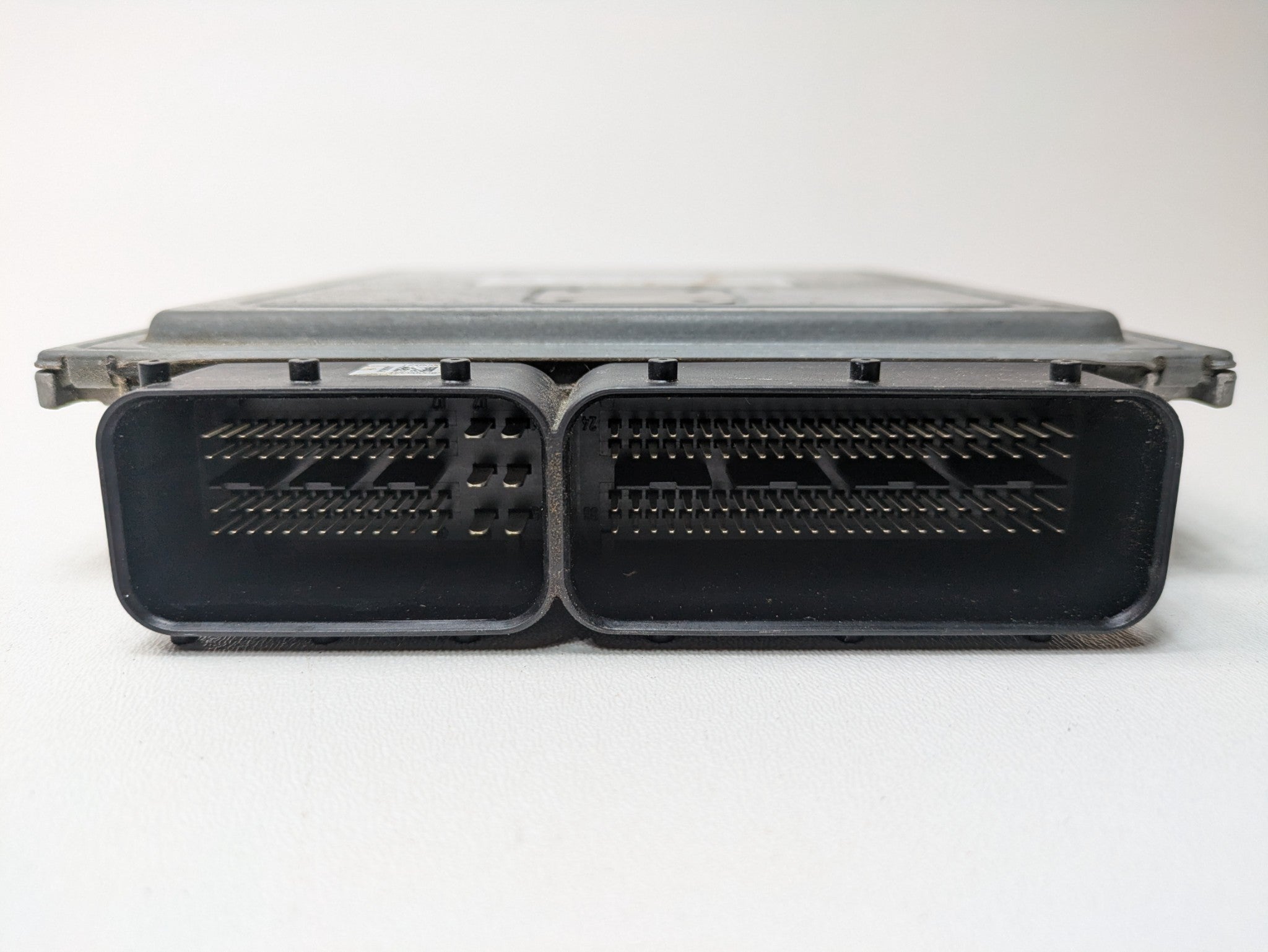 2011 - 2014 OEM PORSCHE CAYENNE ECU ENGINE BRAIN BOX COMPUTER CONTROL MODULE