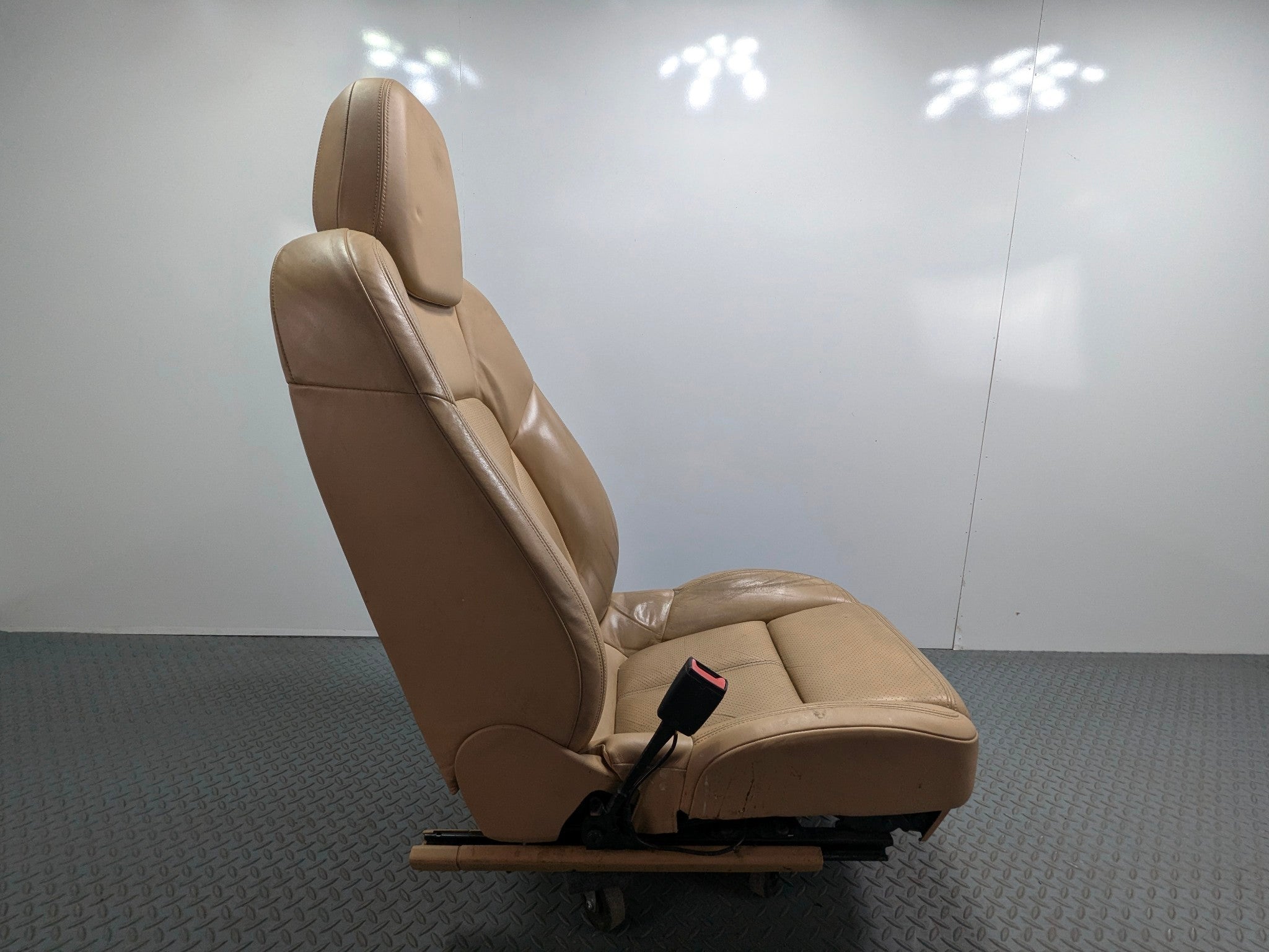 2011 - 2014 OEM PORSCHE CAYENNE FRONT LEFT DRIVER SIDE SEAT ASSEMBLY LEATHER