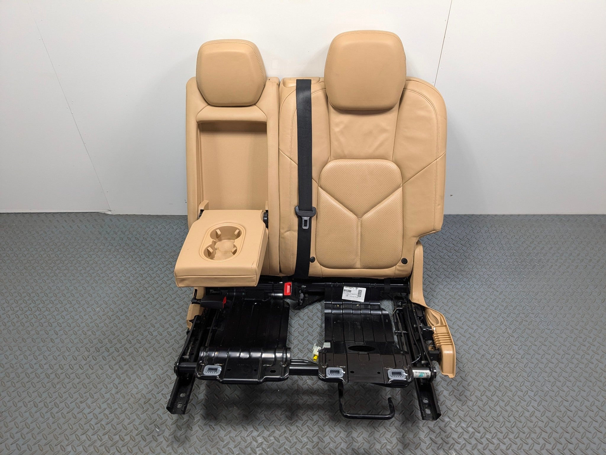 2011 - 2014 OEM PORSCHE CAYENNE REARBACK LEFT SIDE 60/40 UPPER CUSHION ASSEMBLY